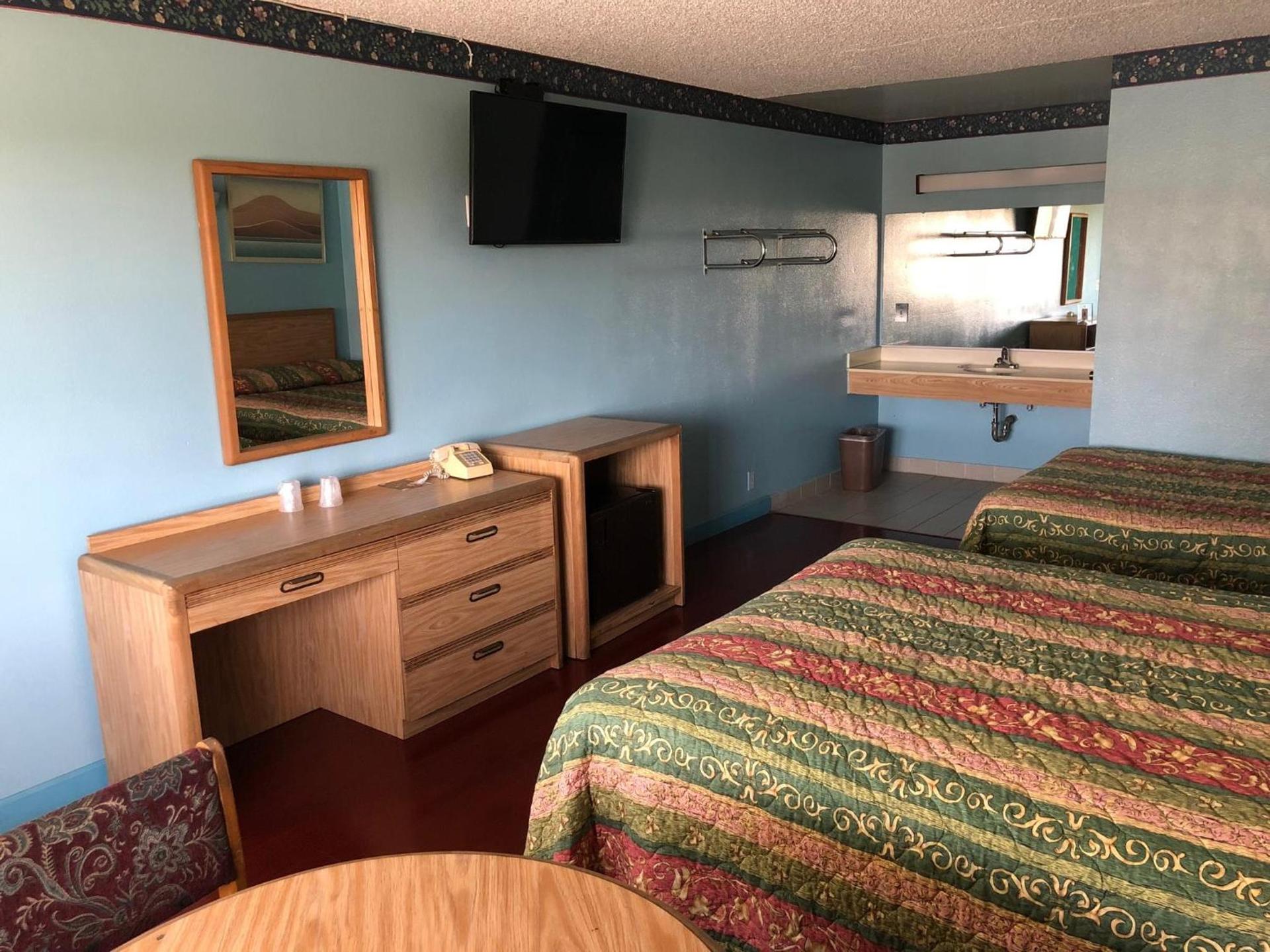 Chester Inn Motel photo 15