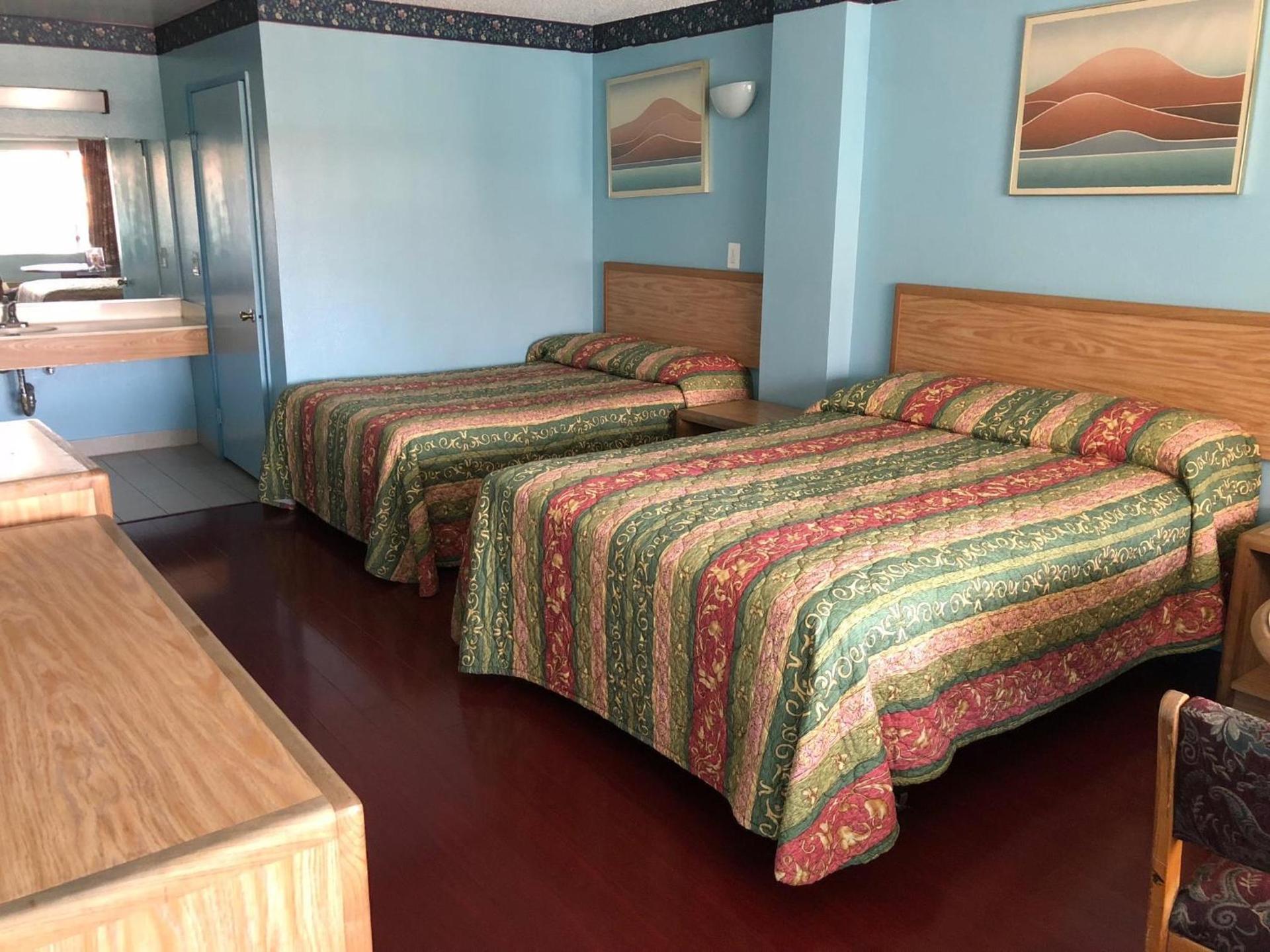 Chester Inn Motel photo 16