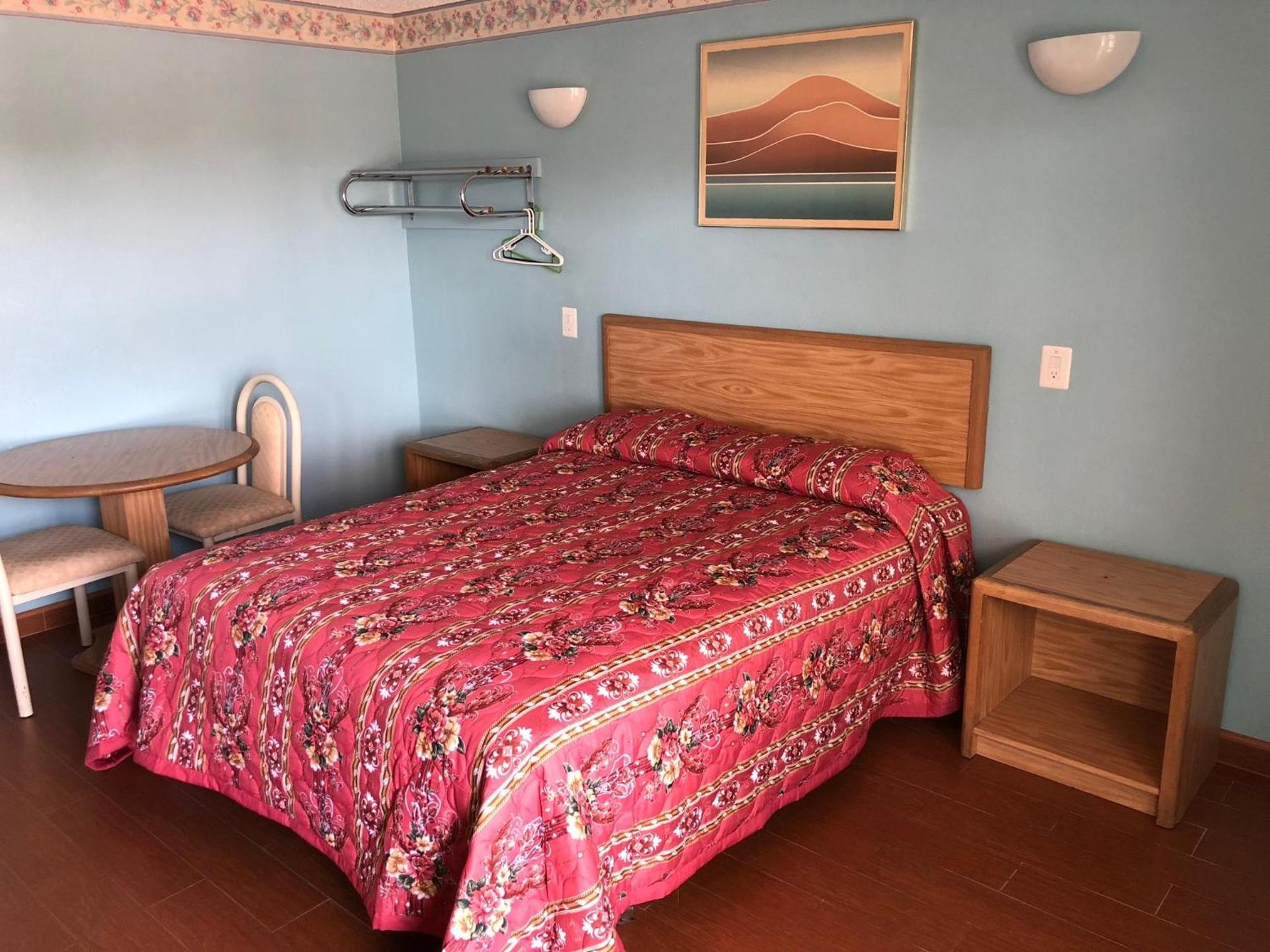 Chester Inn Motel photo 10