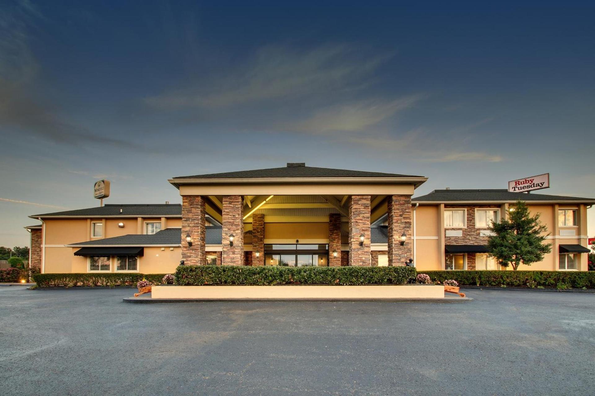 Greenfield Inn & Suites Elizabethtown, KY I65 Exit 94 photo 33