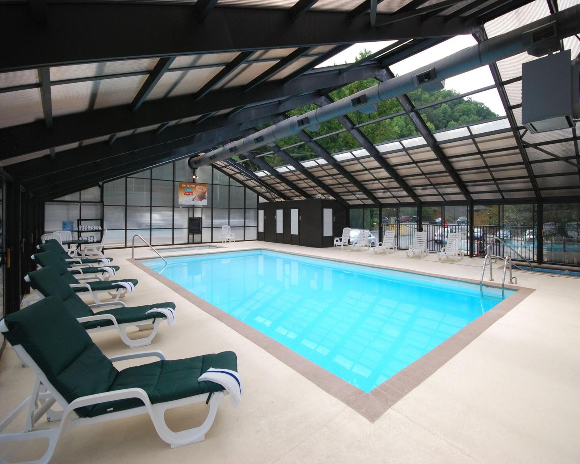 Black Bear Inn & Suites photo 2