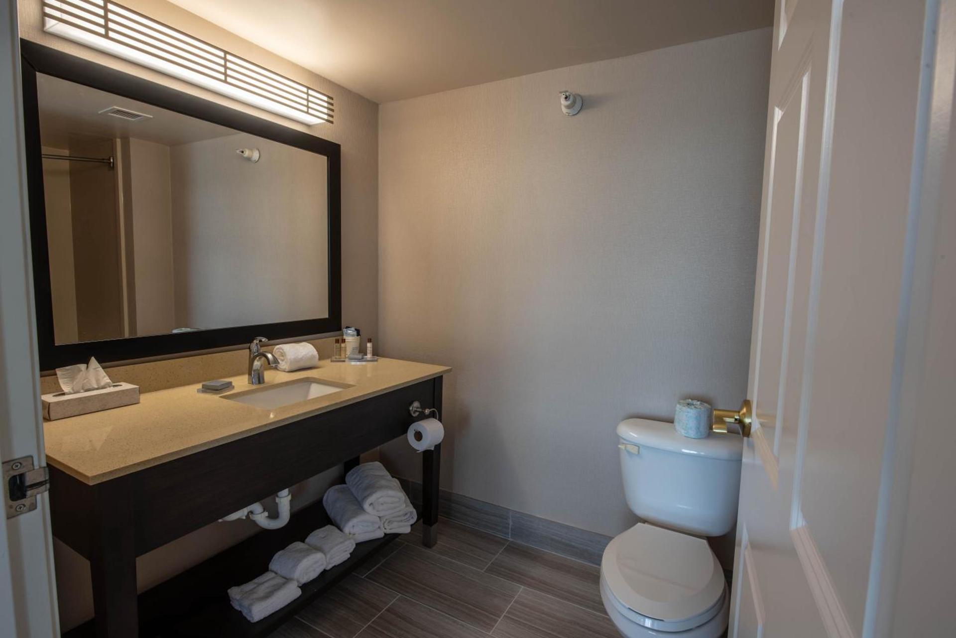 Wingate by Wyndham Indianapolis Airport Plainfield photo 15