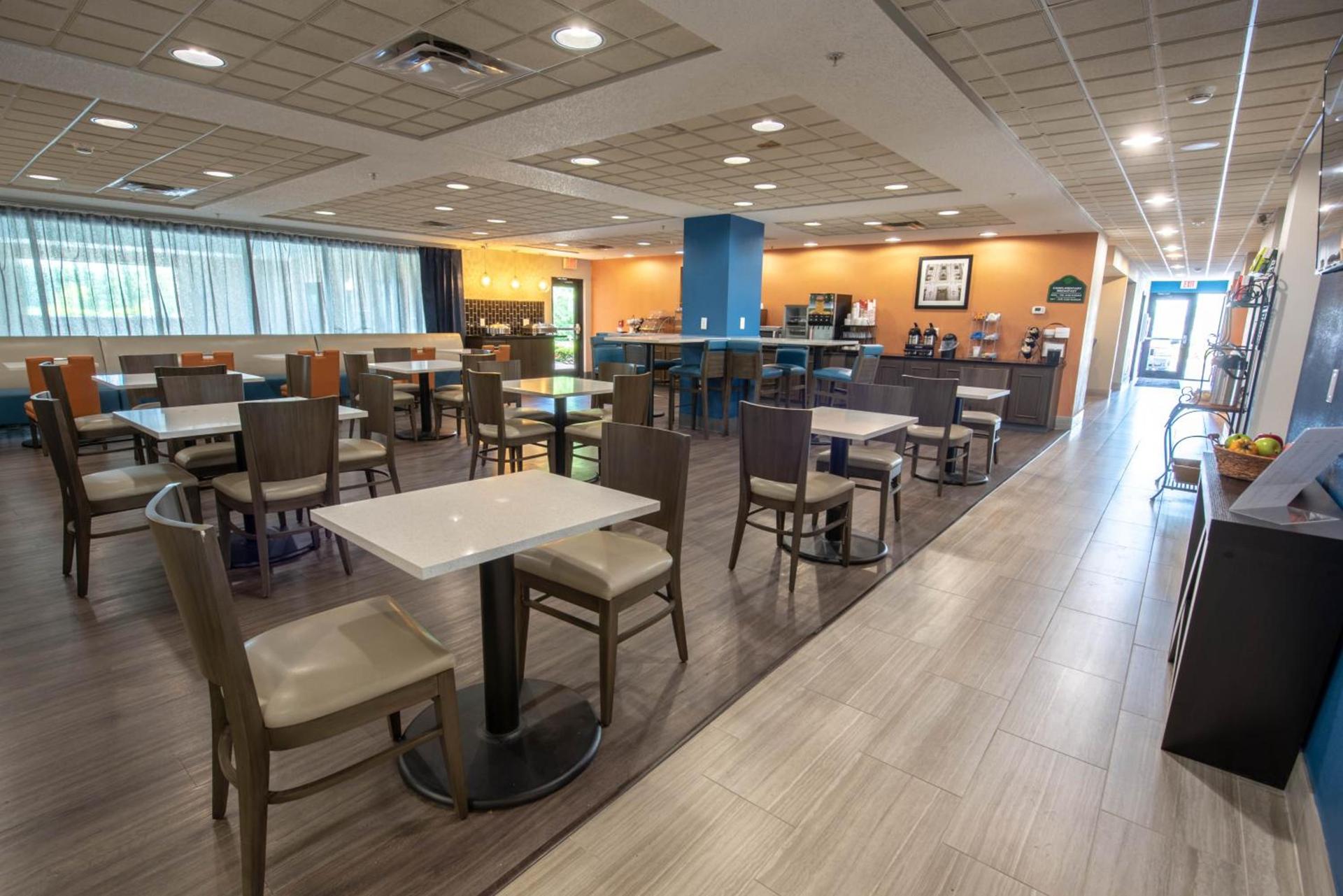 Wingate by Wyndham Indianapolis Airport Plainfield photo 20