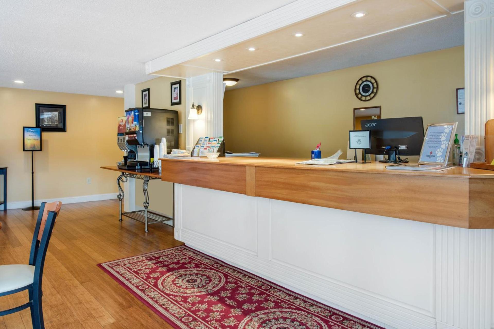 Coachman Inn photo 3