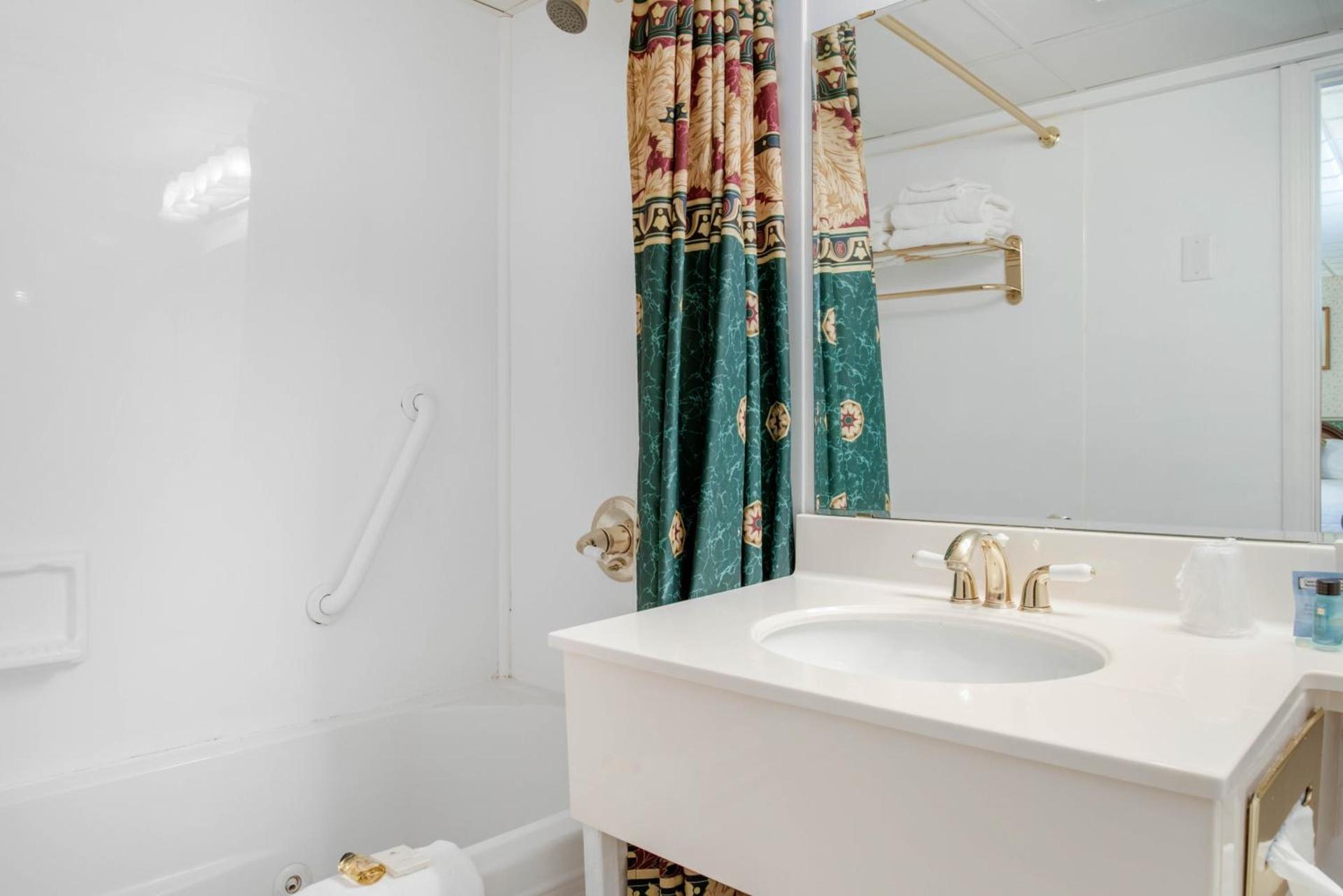 Coachman Inn photo 17