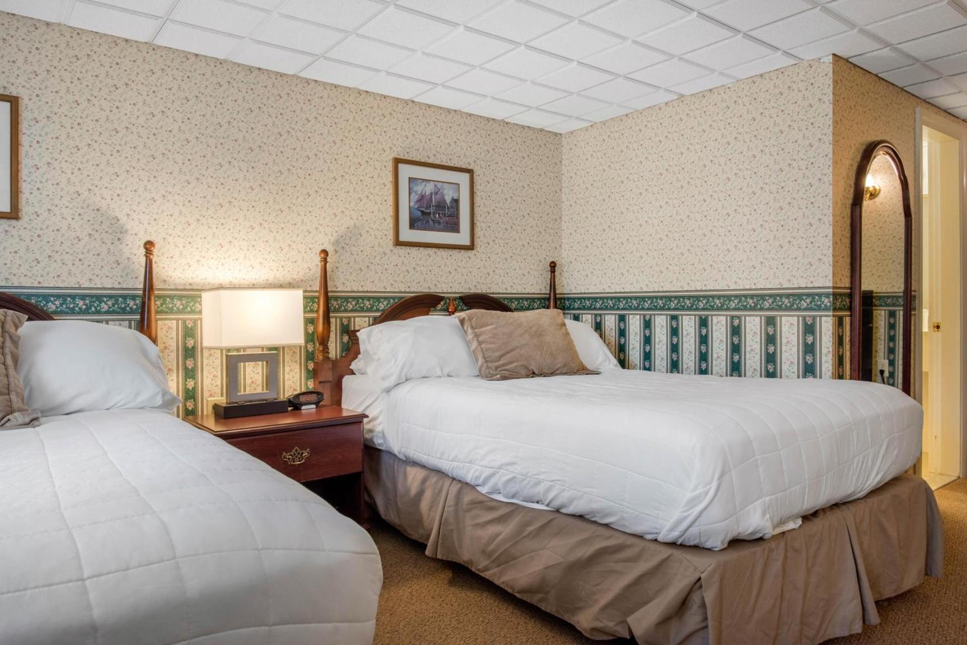 Coachman Inn photo 21