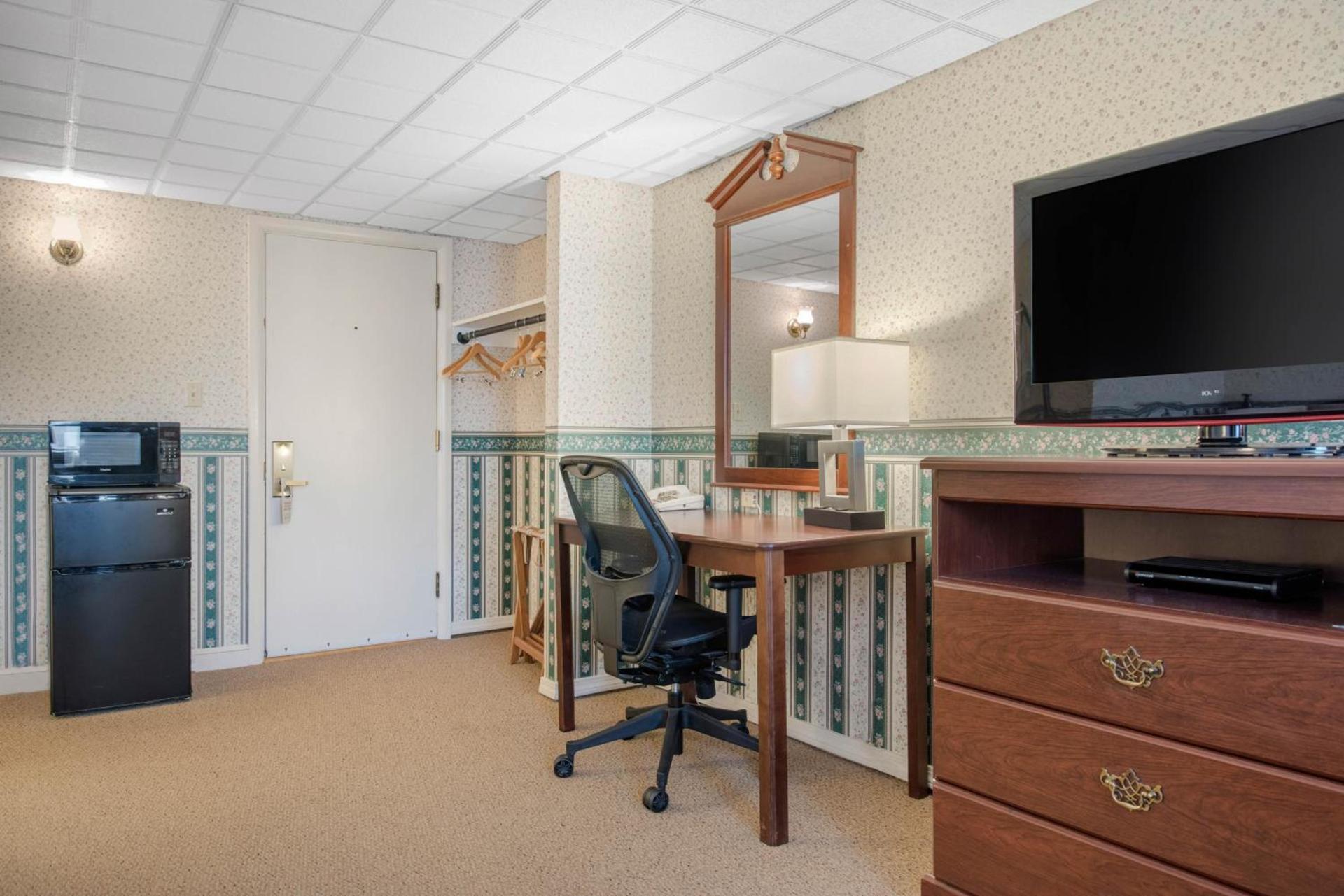 Coachman Inn photo 22