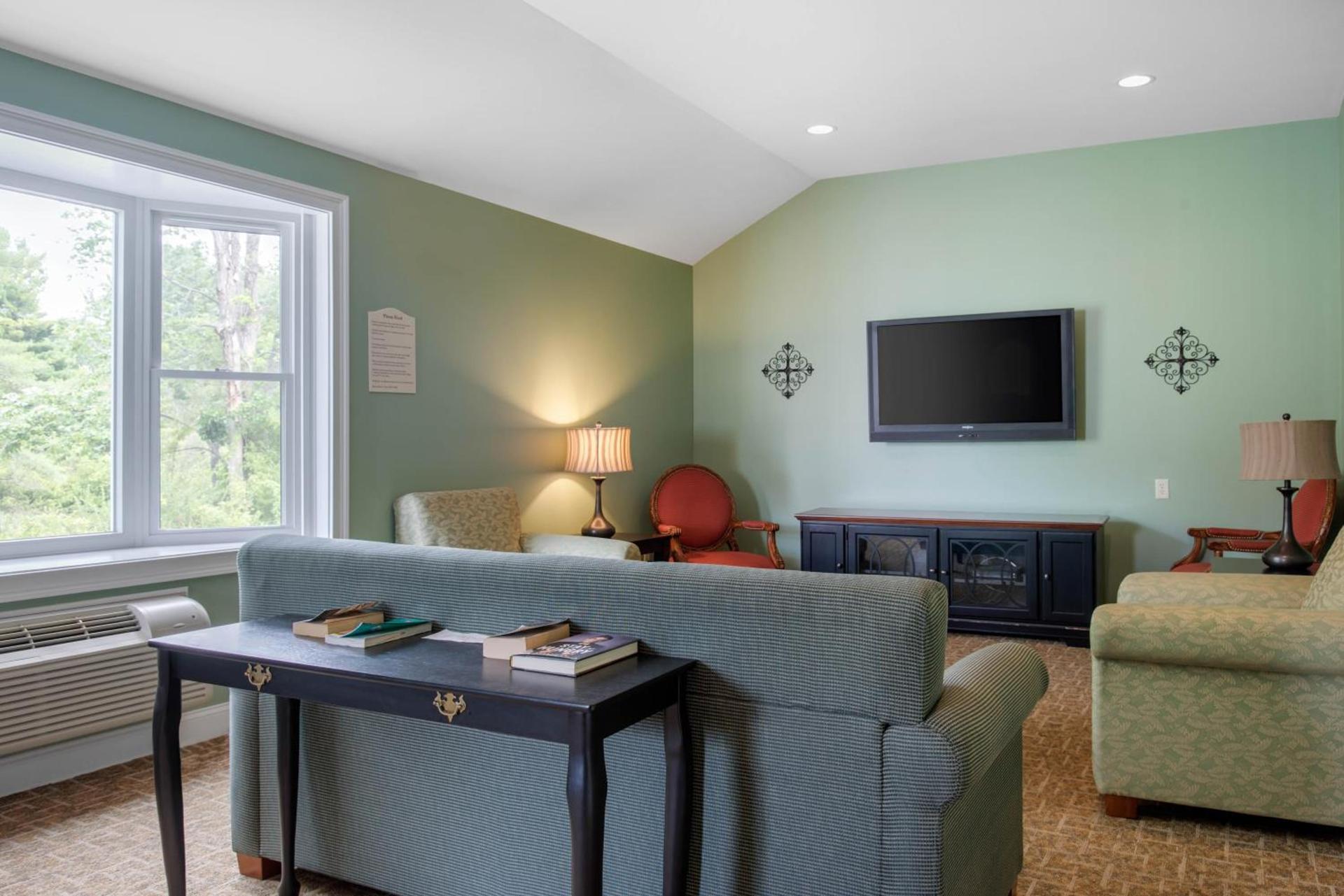 Coachman Inn photo 6