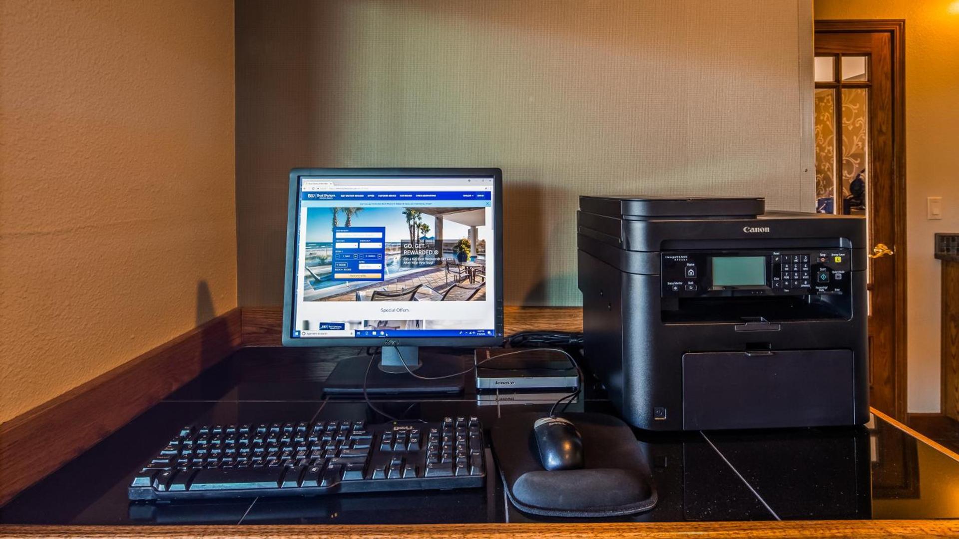 RiverTree Inn & Suites photo 17