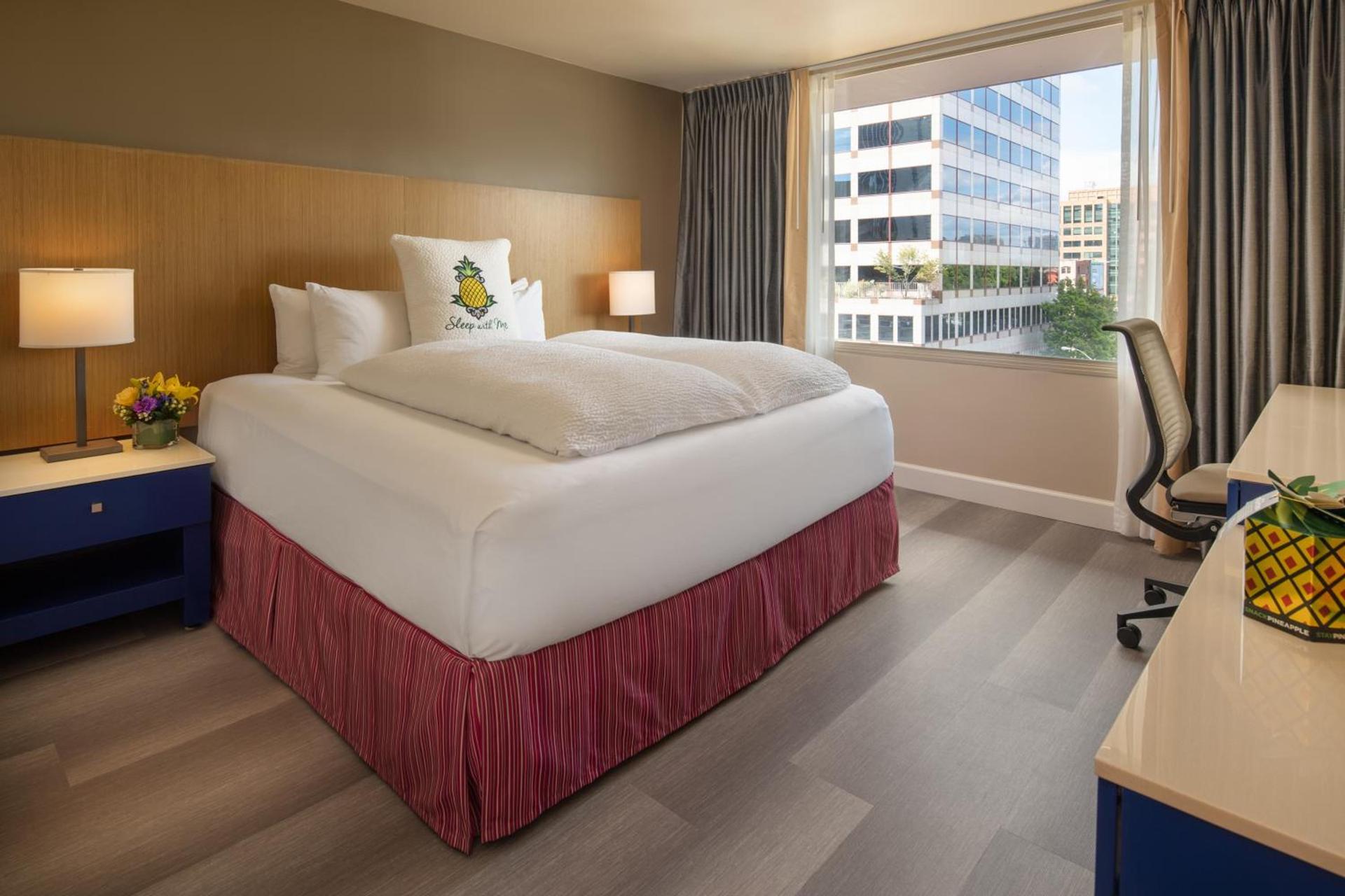 Staypineapple, Hotel Rose, Downtown Portland photo 19