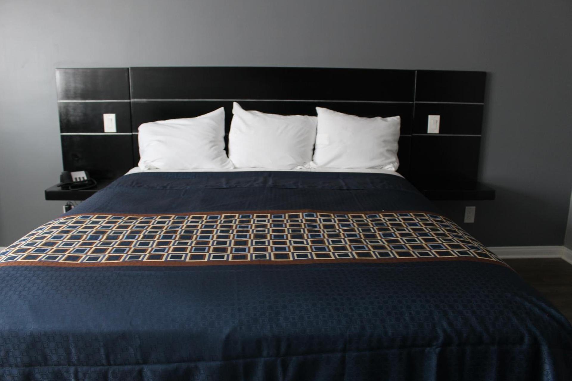 ERTH INN by AGA Los Angeles photo 13
