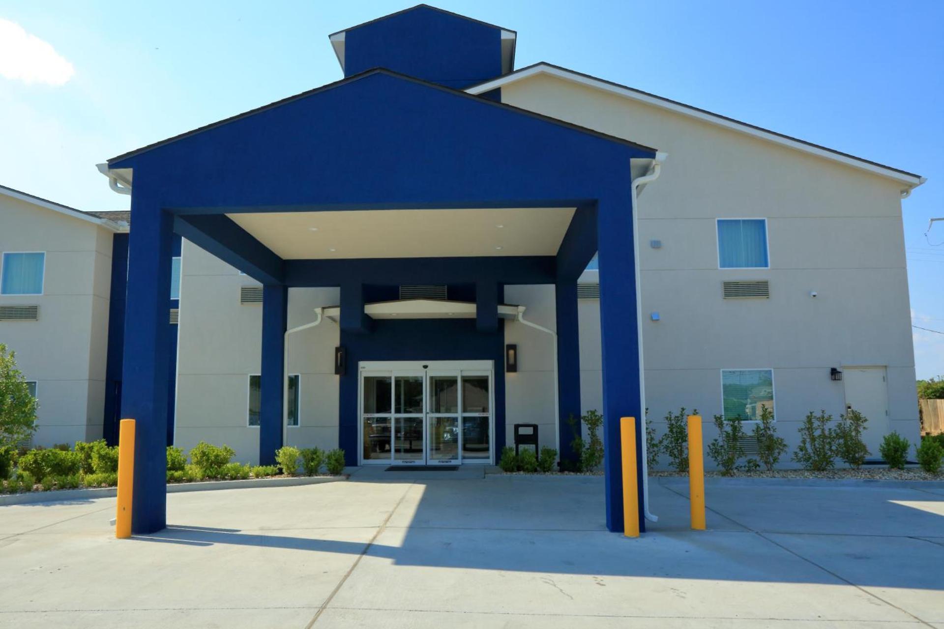 Americas Best Value Inn & Suites-Prairieville photo 3