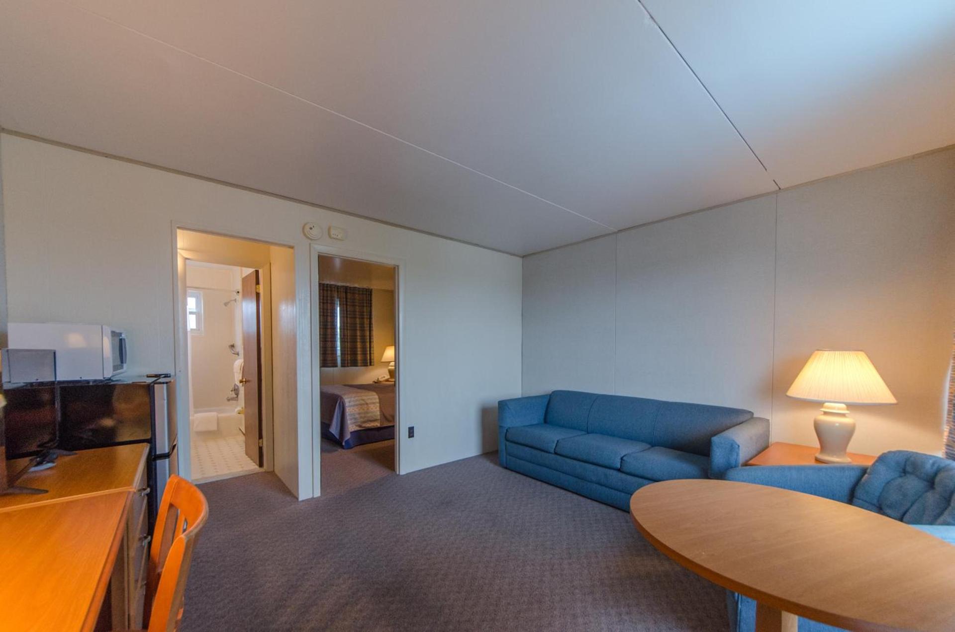 Lark Motel photo 7