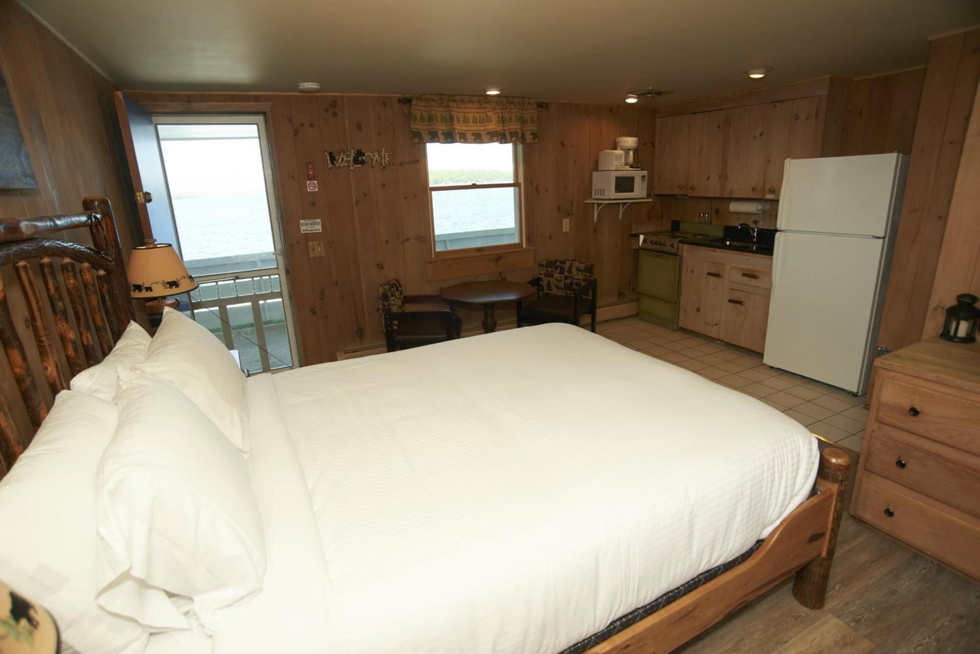 Belknap Point Inn photo 16