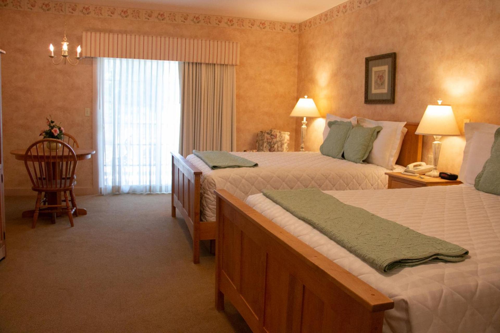 Essenhaus Inn & Conf. Center photo 51