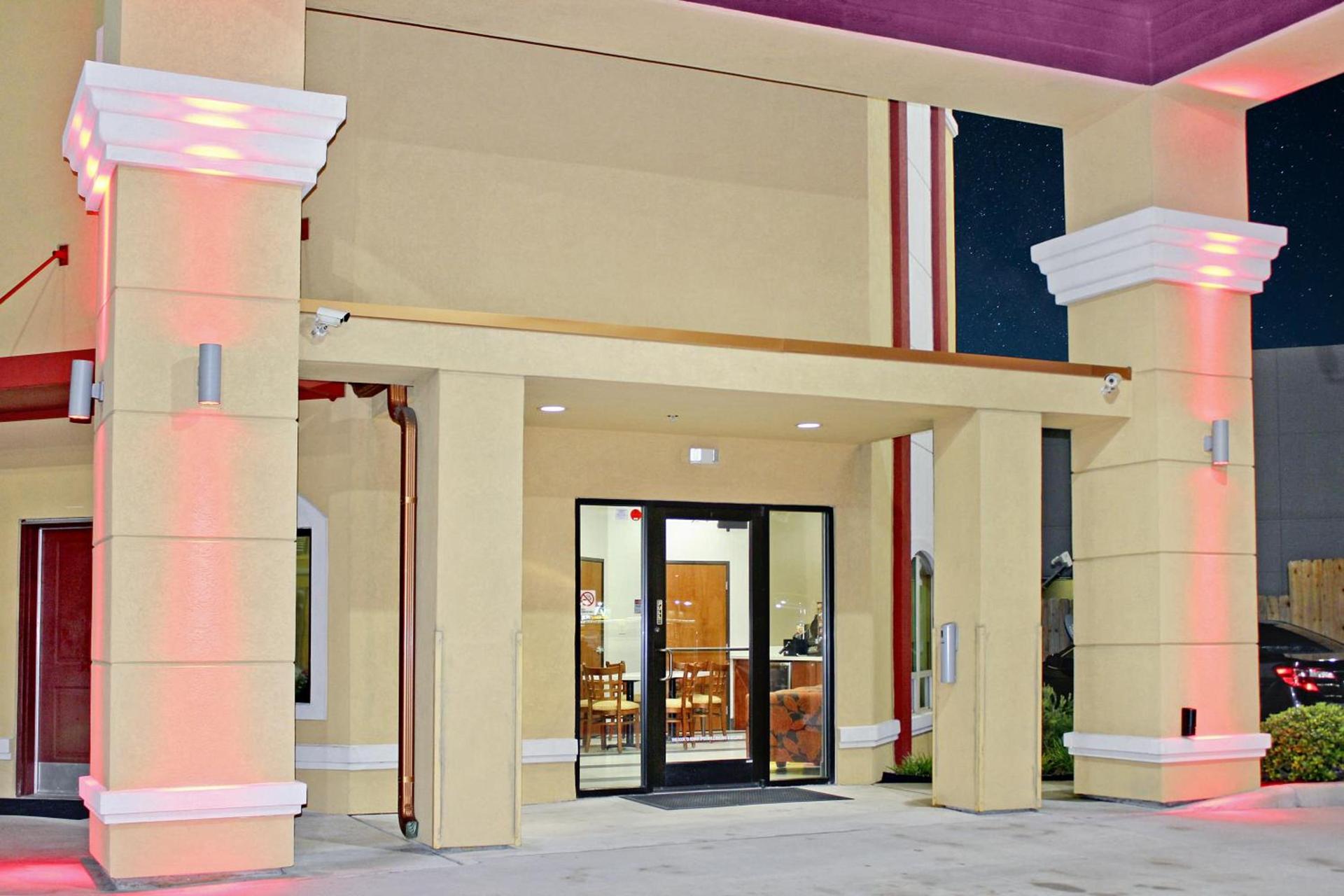Palacio Royale Houston NW at Beltway 8 photo 8