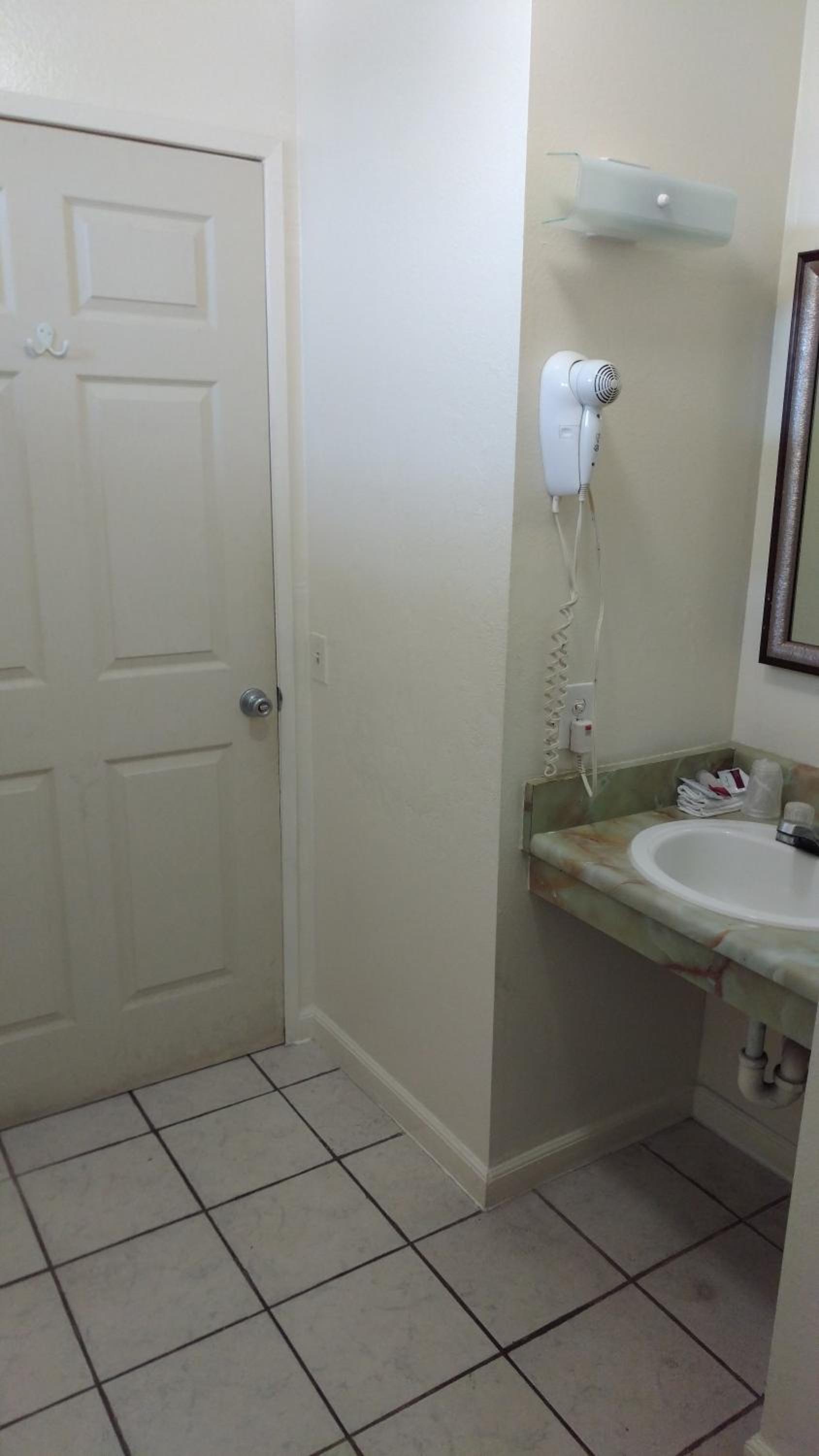 Valley Hotel photo 42