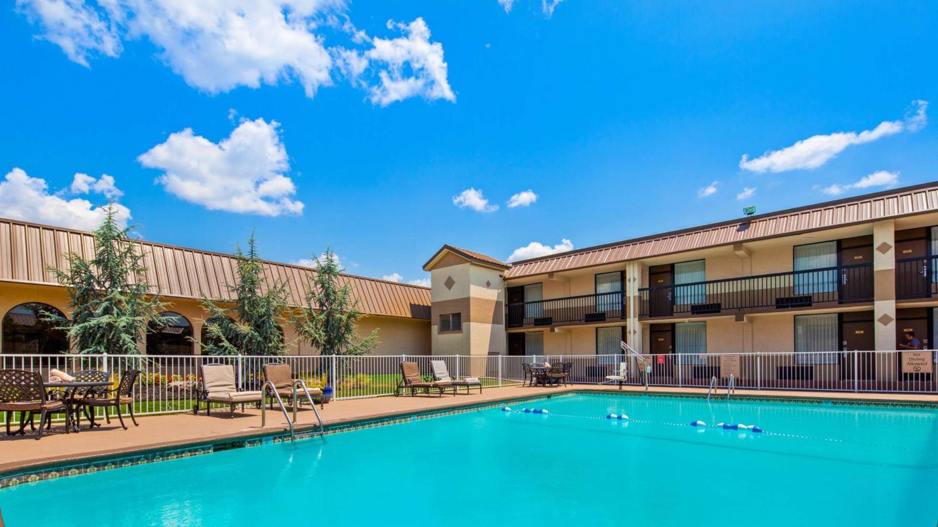 Best Western Tulsa Airport photo 2