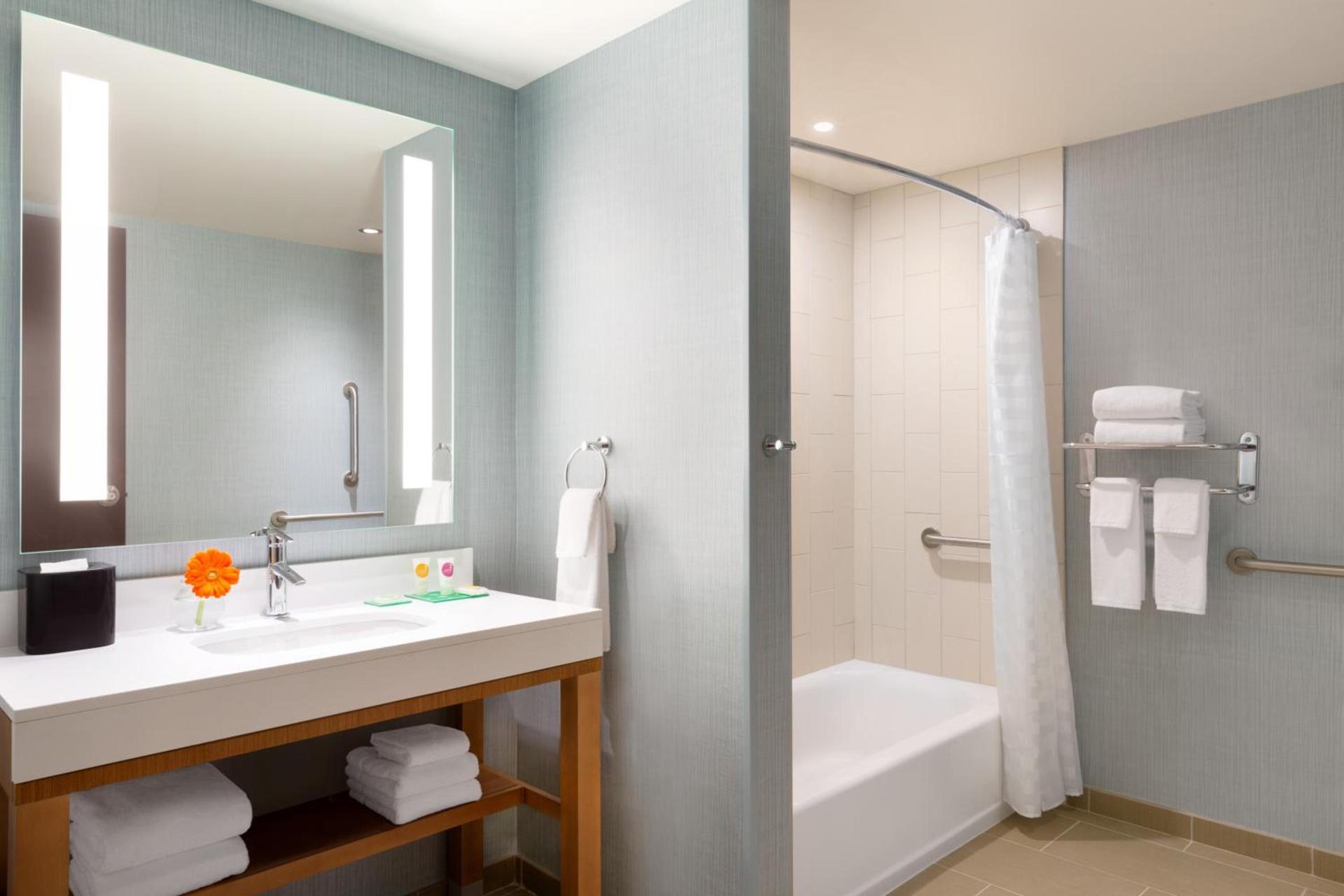 Hyatt Place Niagara Falls photo 20