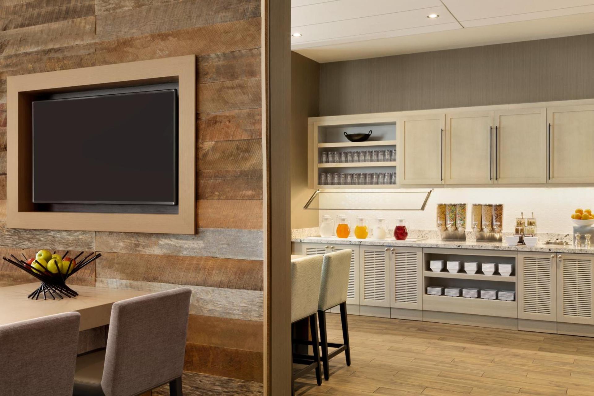 Hyatt Place Niagara Falls photo 8