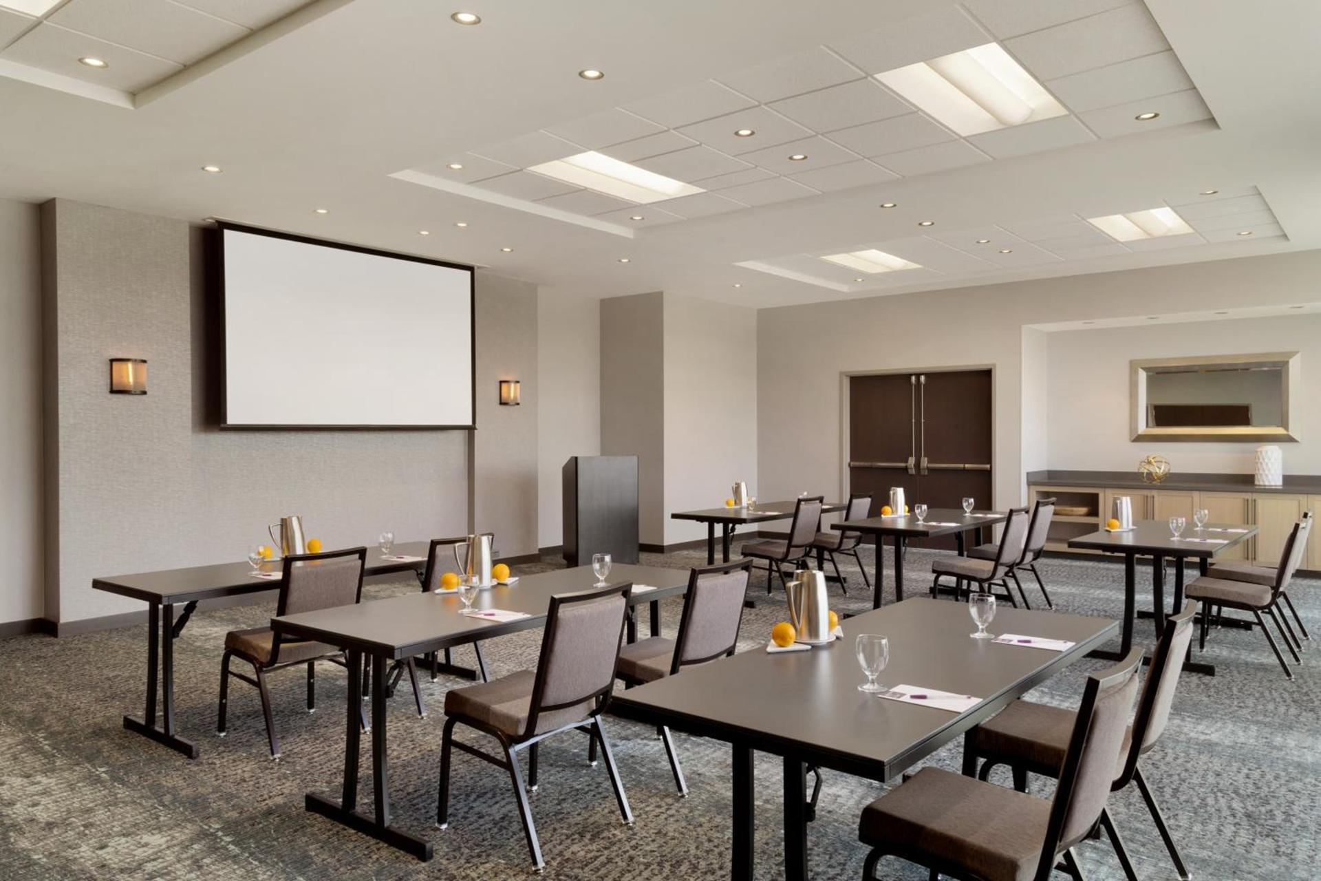 Hyatt Place Niagara Falls photo 13