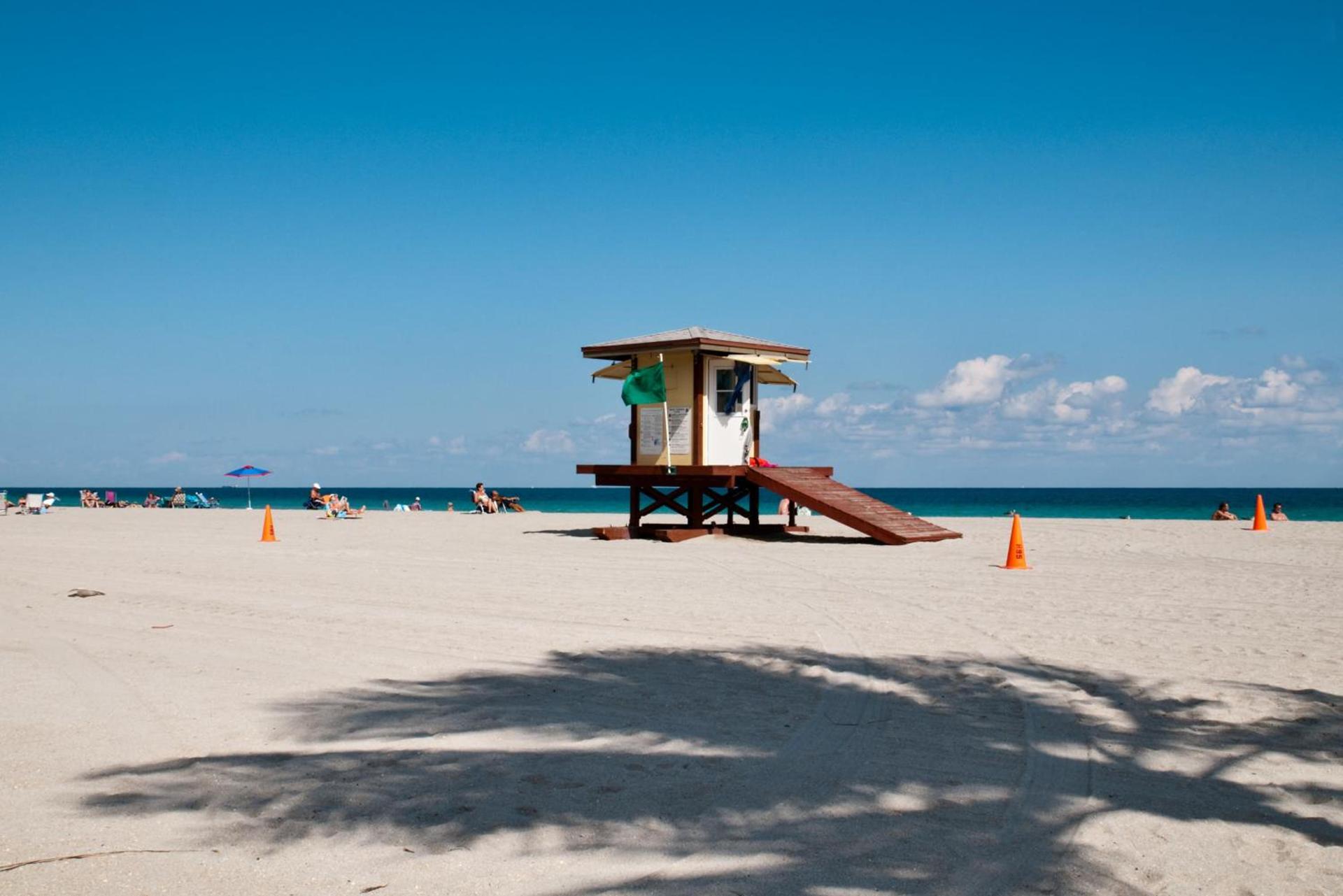 Hollywood Beach Suites and Hotel photo 5