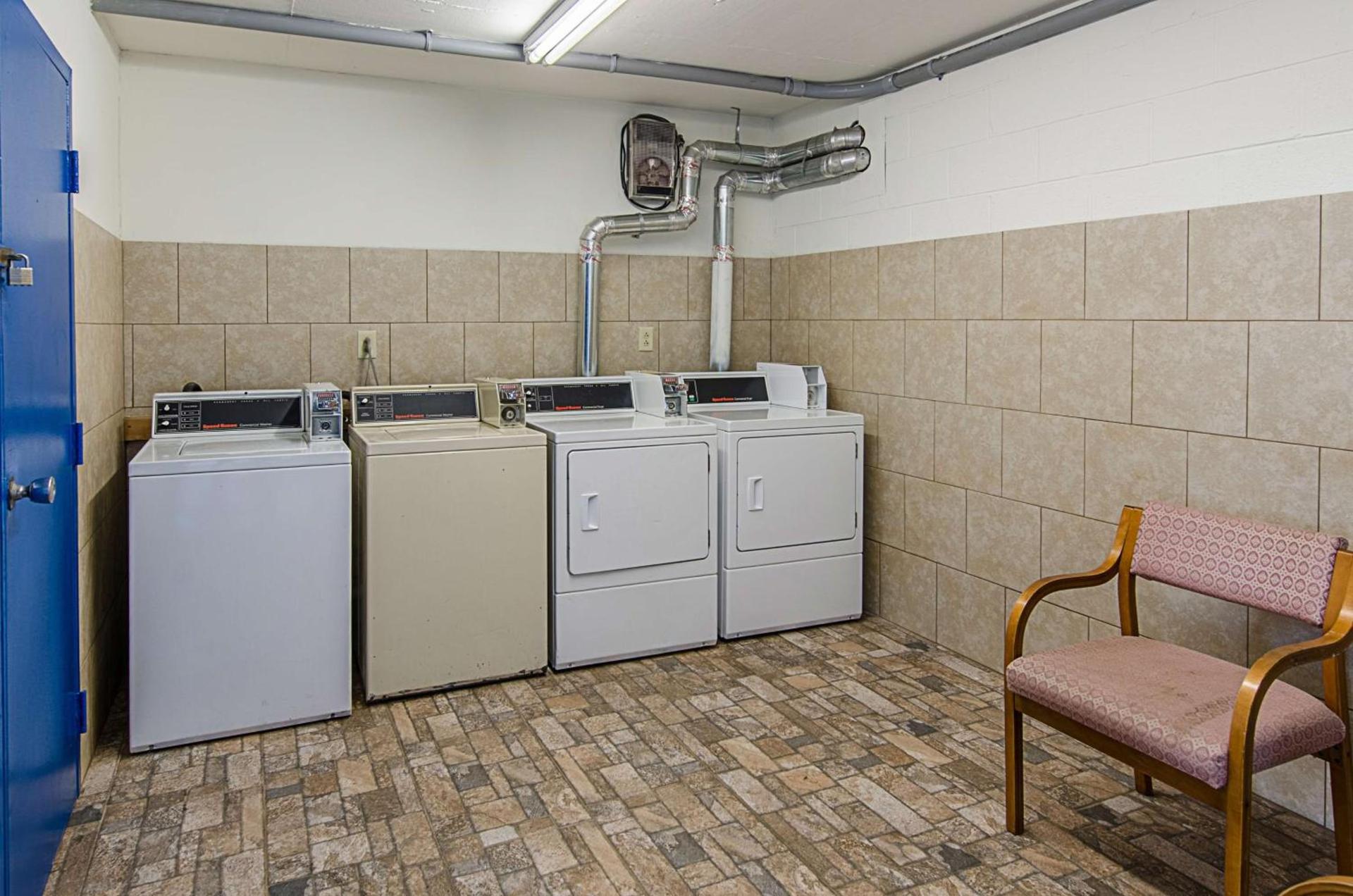Motel 6-Staunton, VA photo 23