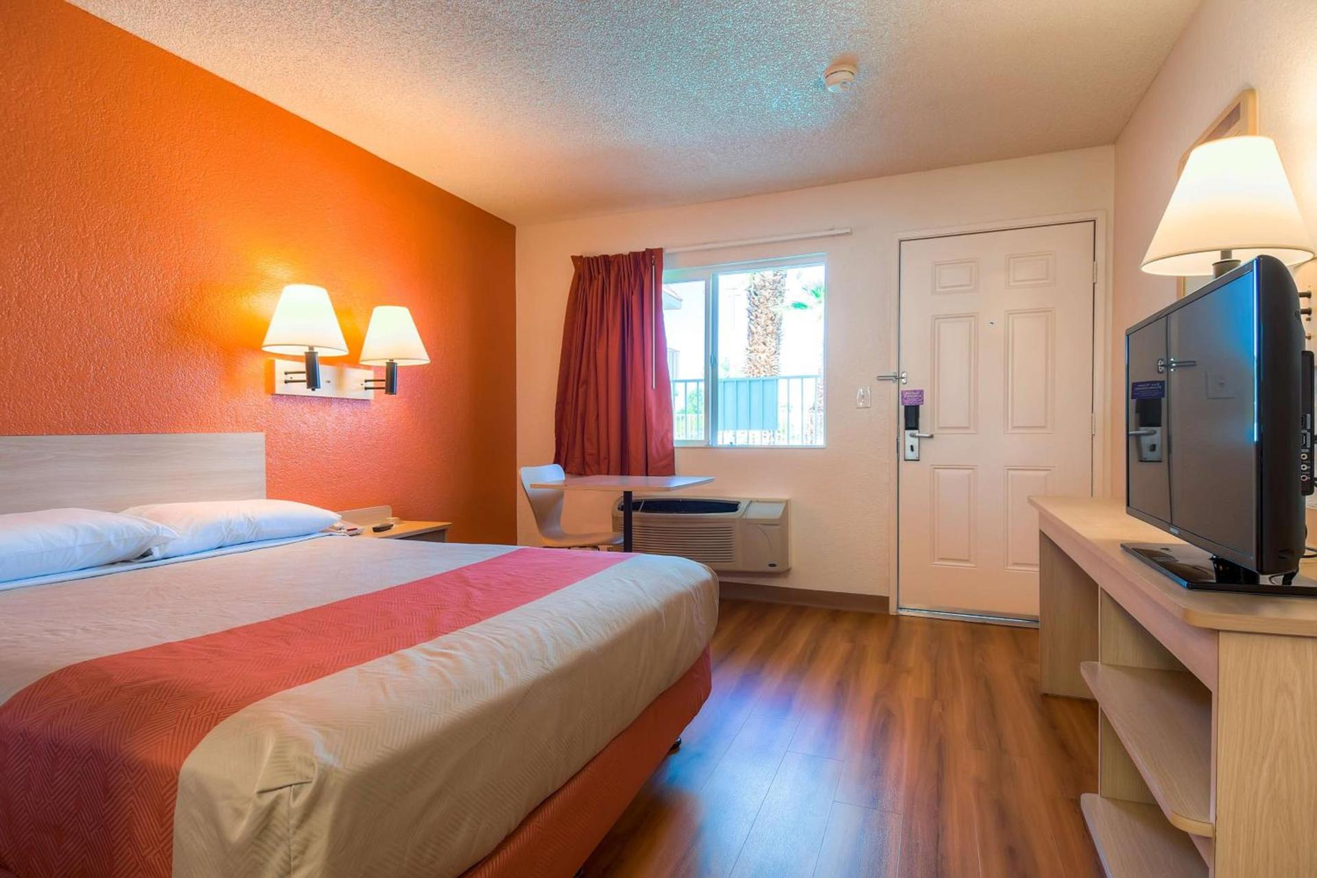 Motel 6-Rancho Mirage, CA - Palm Springs photo 33
