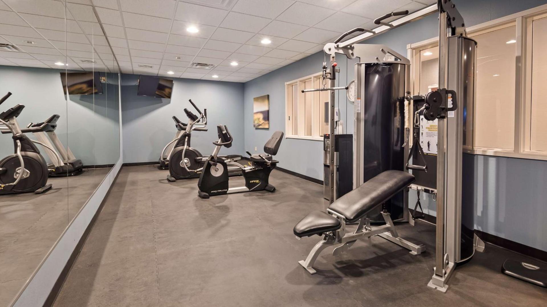 Best Western Plus Boardman Inn & Suites photo 5