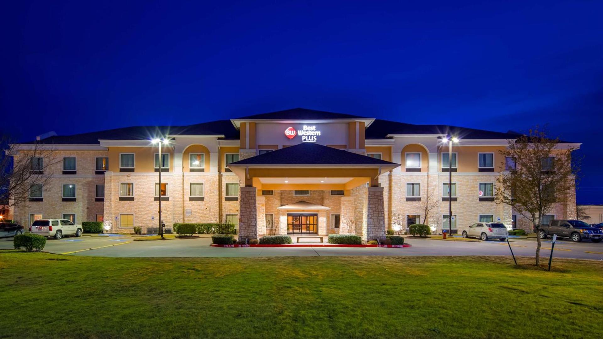 Best Western Plus Christopher Inn & Suites photo 10