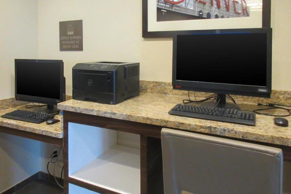 Comfort Suites Denver International Airport photo 22