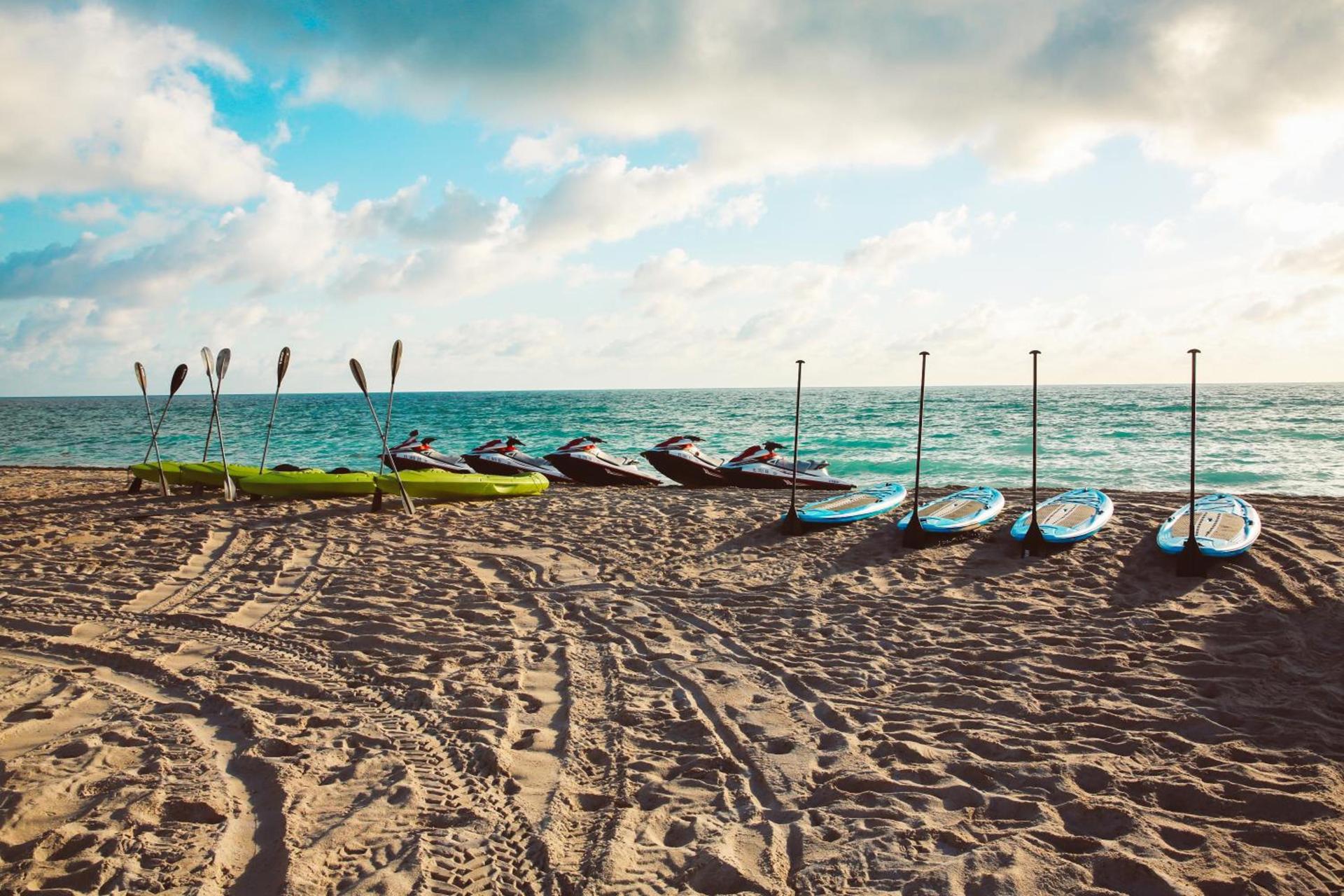 Aqua Hotel & Suites photo 13