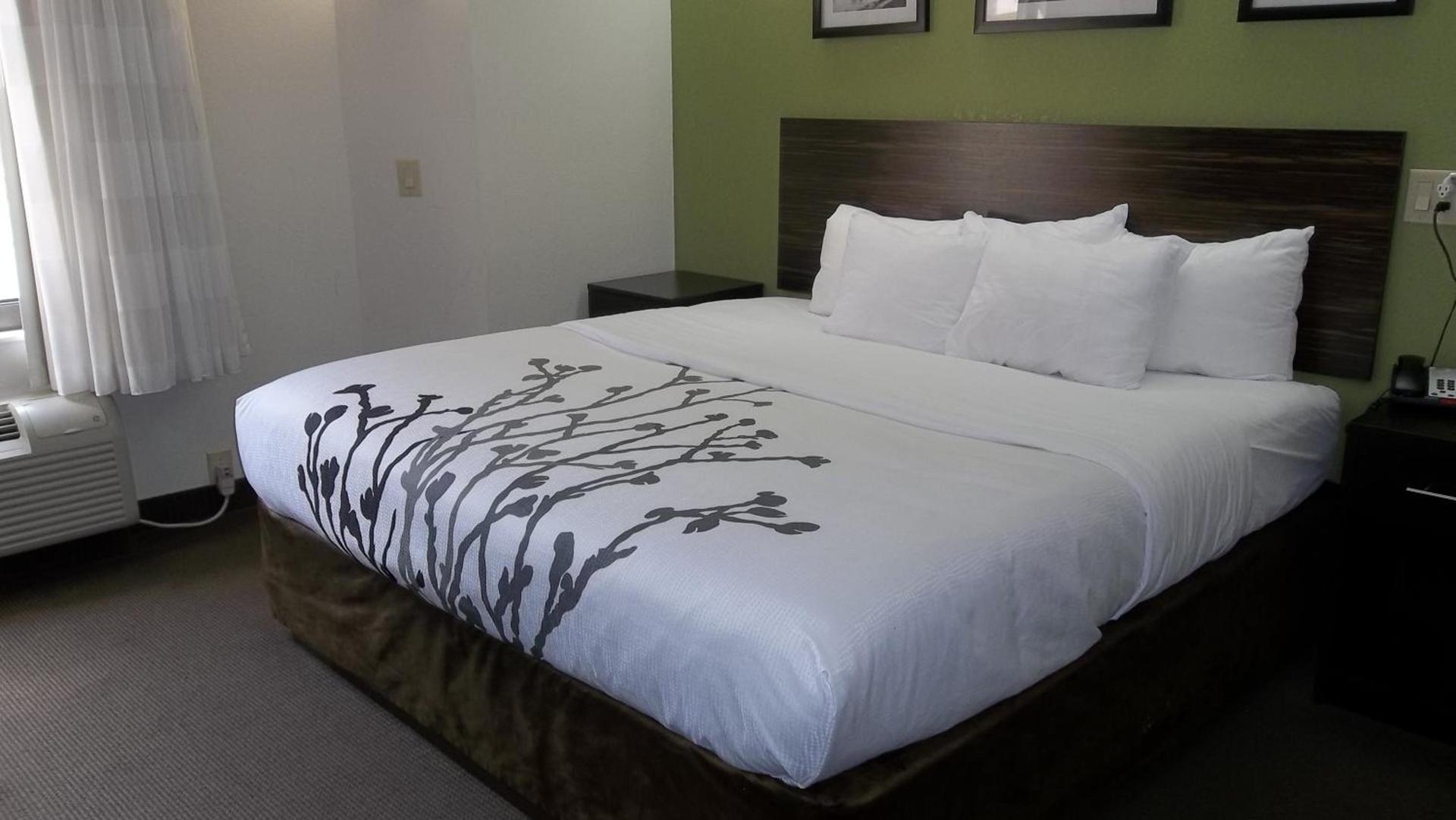 Sleep Inn Bryson City - Cherokee Area photo 50