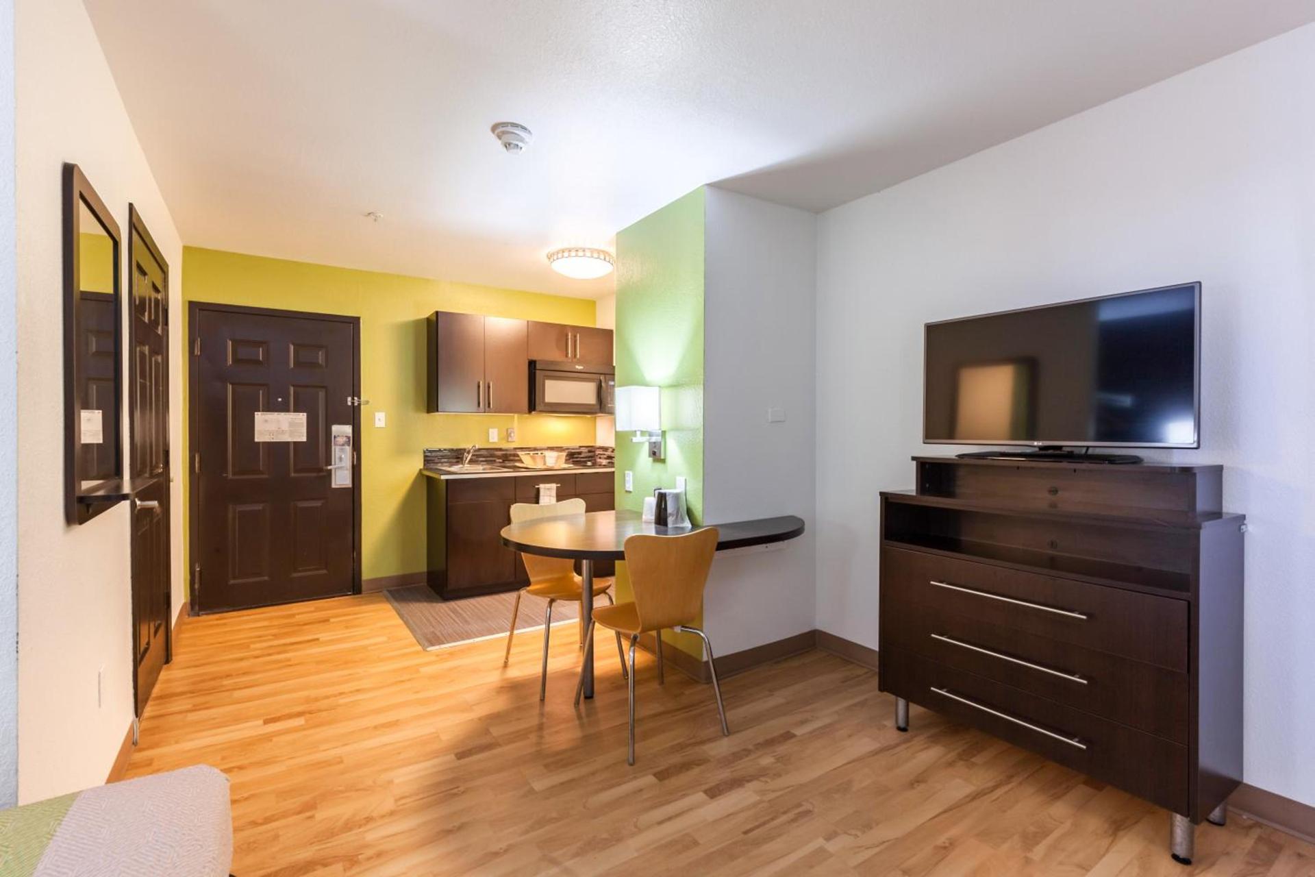 Studio 6-Port Arthur, TX - SE photo 45