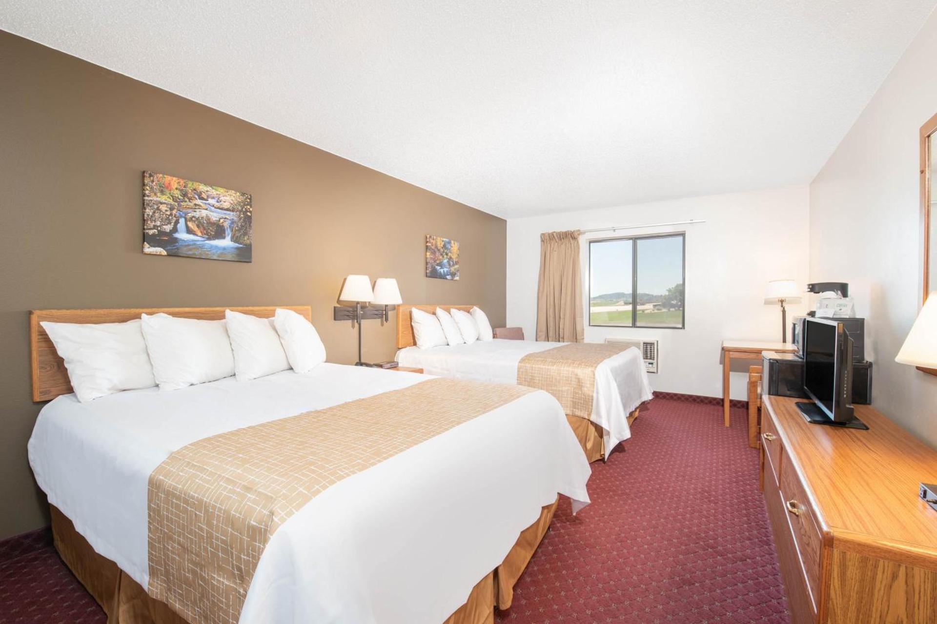 Travelodge by Wyndham Spearfish photo 5