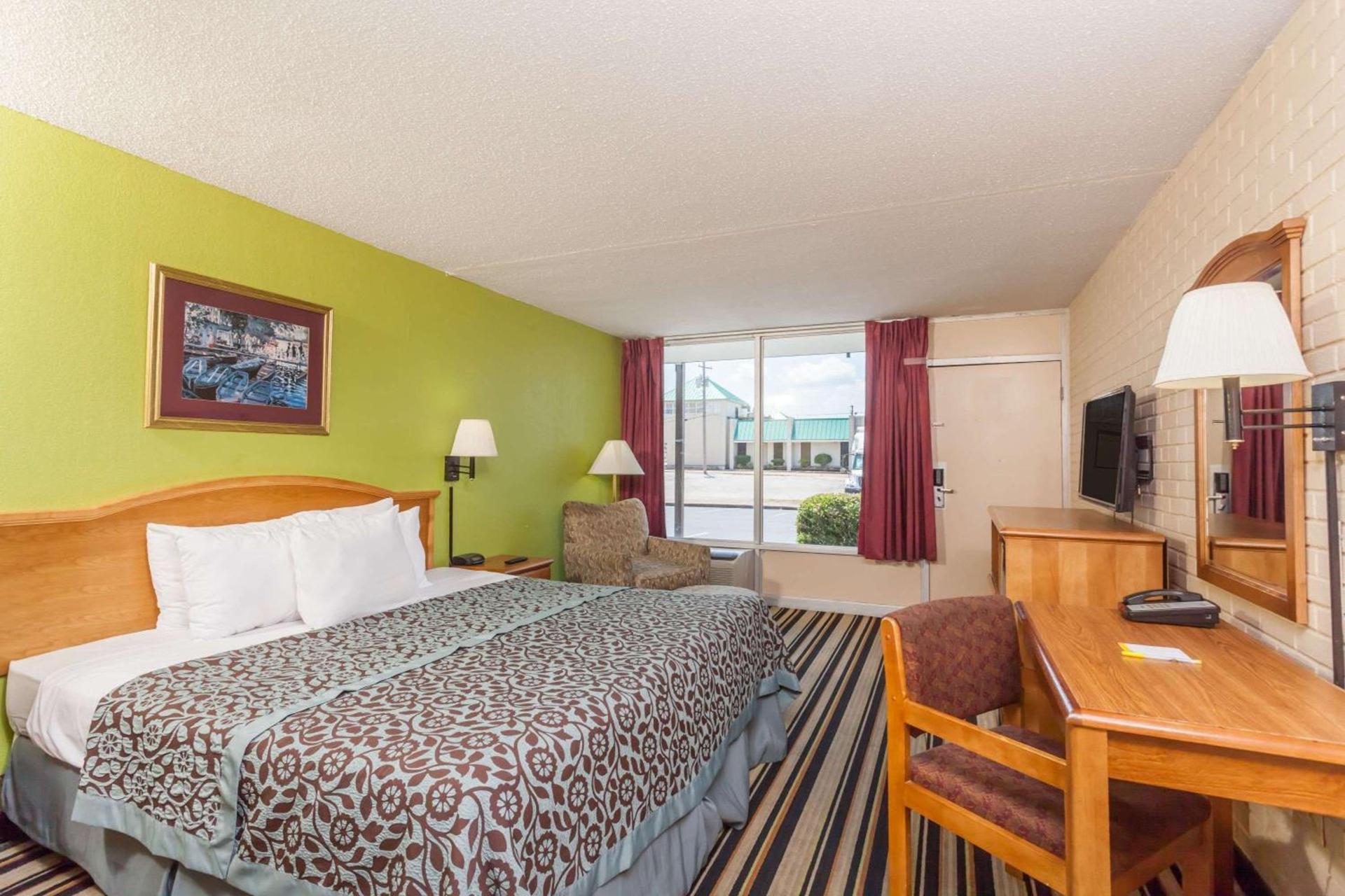 Days Inn by Wyndham Jackson photo 6