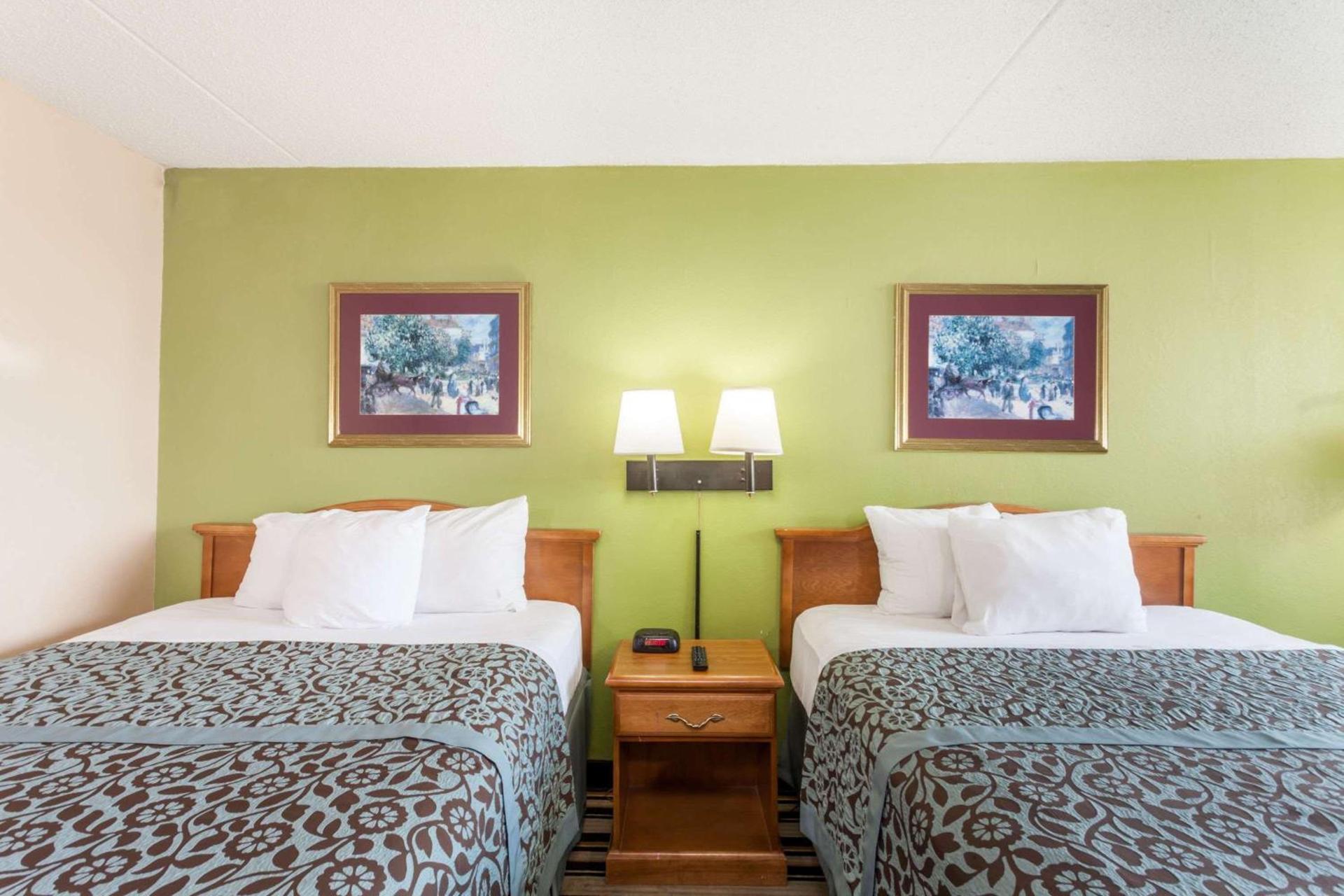 Days Inn by Wyndham Jackson photo 5