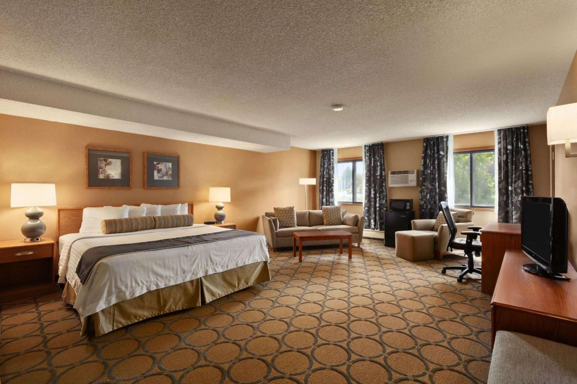 Days Inn by Wyndham Helena photo 10