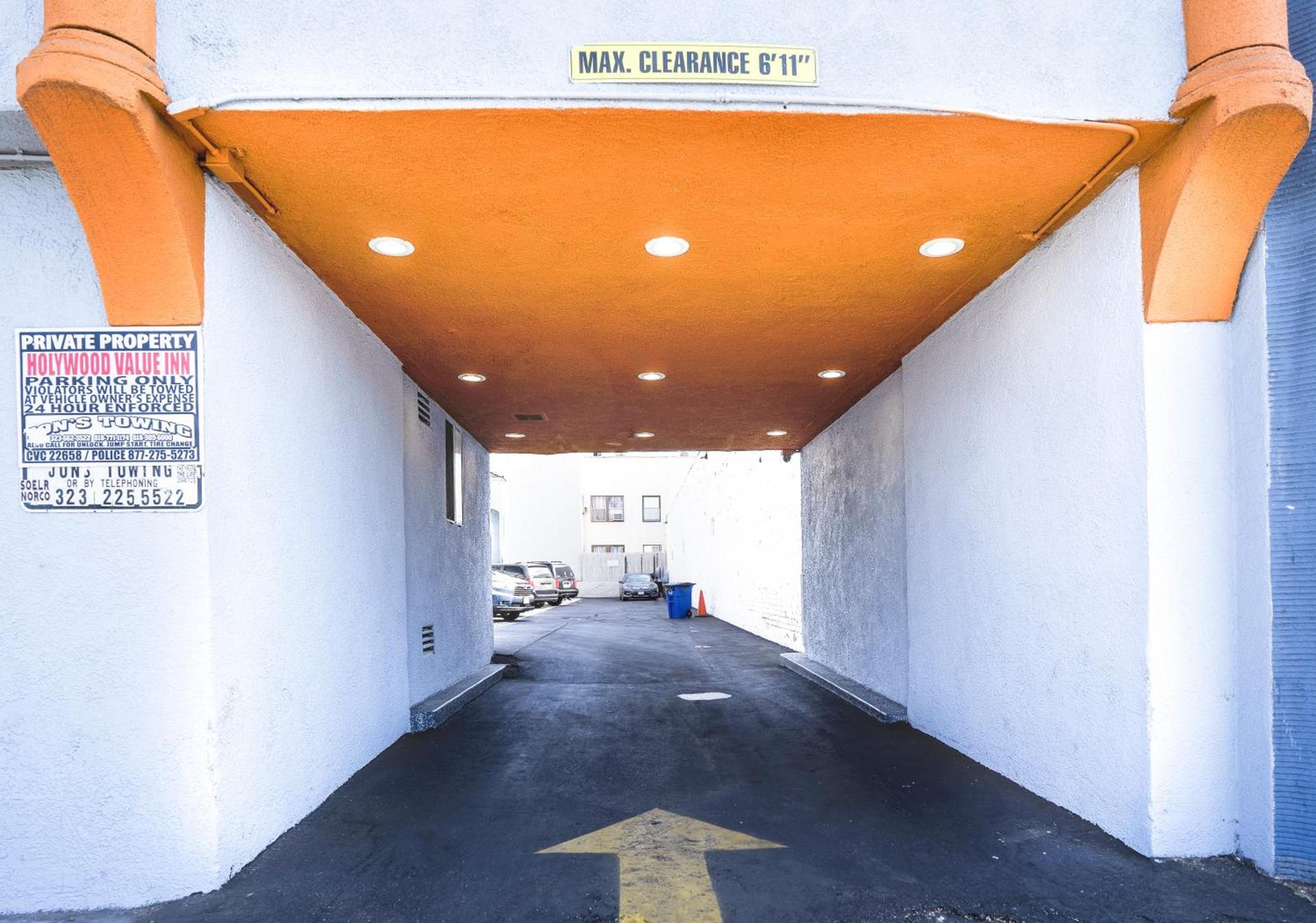 Value Inn Hollywood photo 5