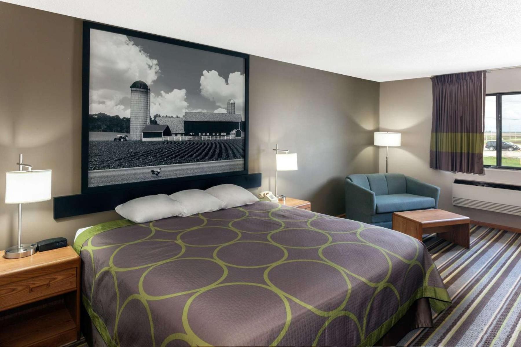 Super 8 by Wyndham Watseka photo 38