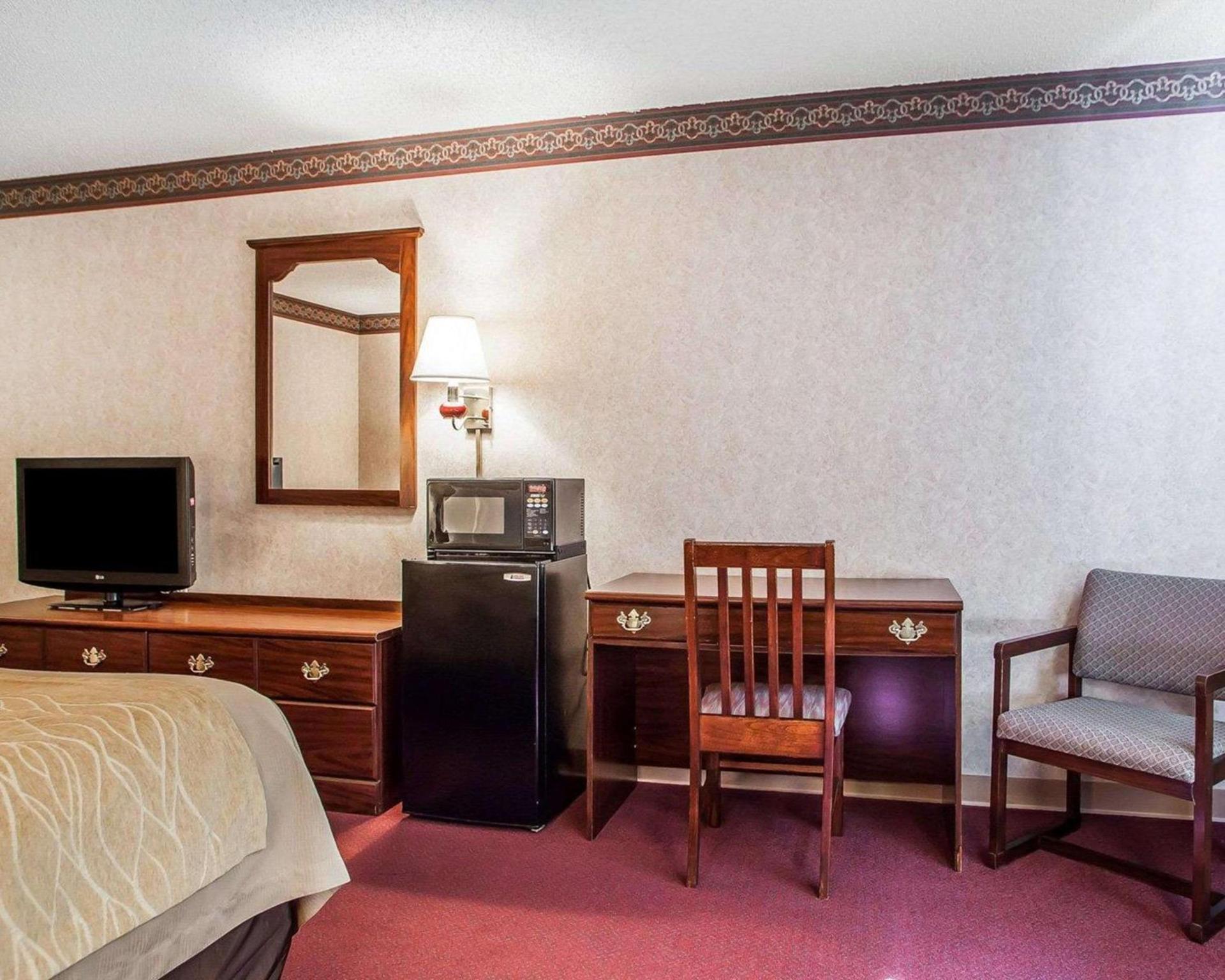 Quality Inn Midway photo 19