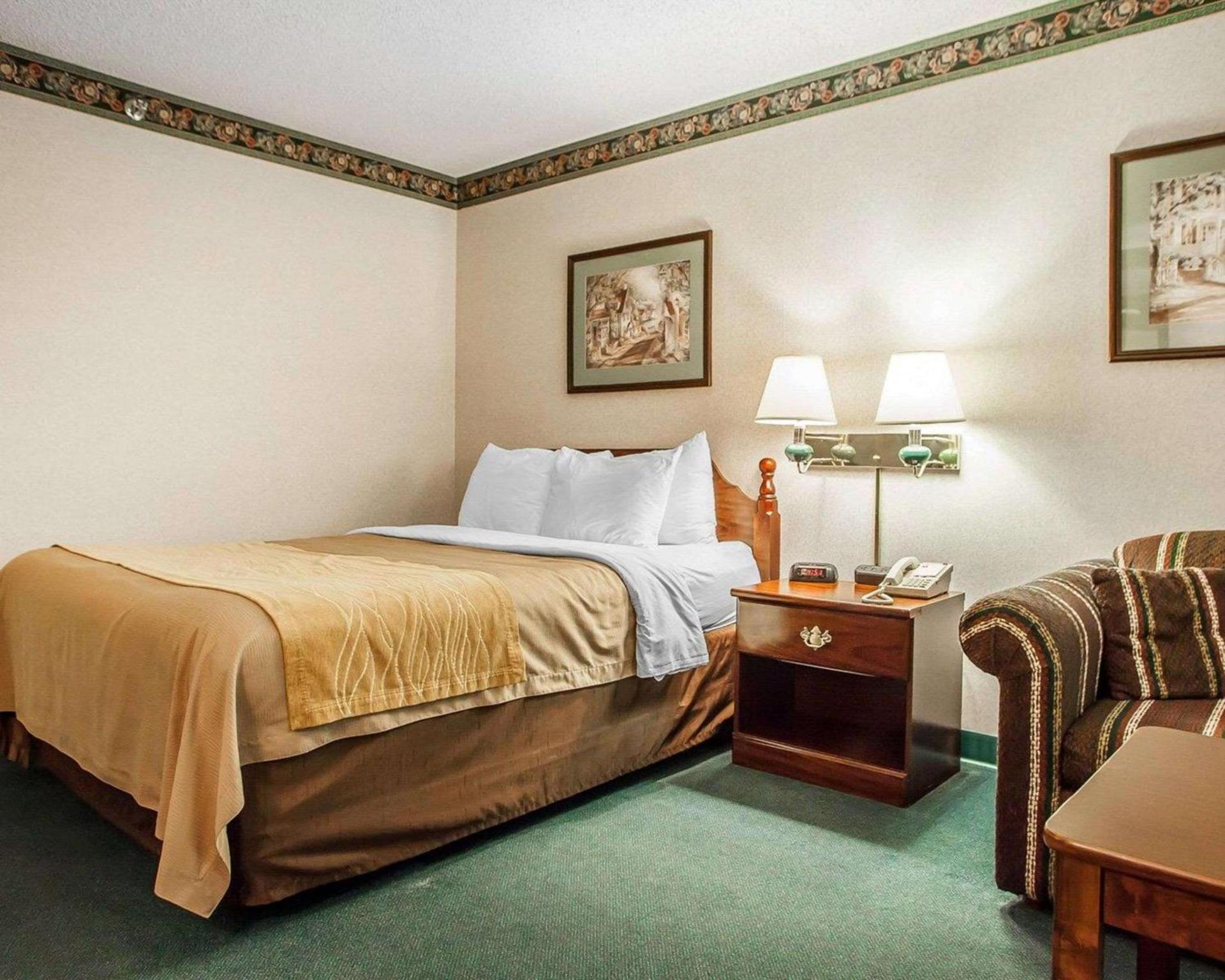 Quality Inn Midway photo 16