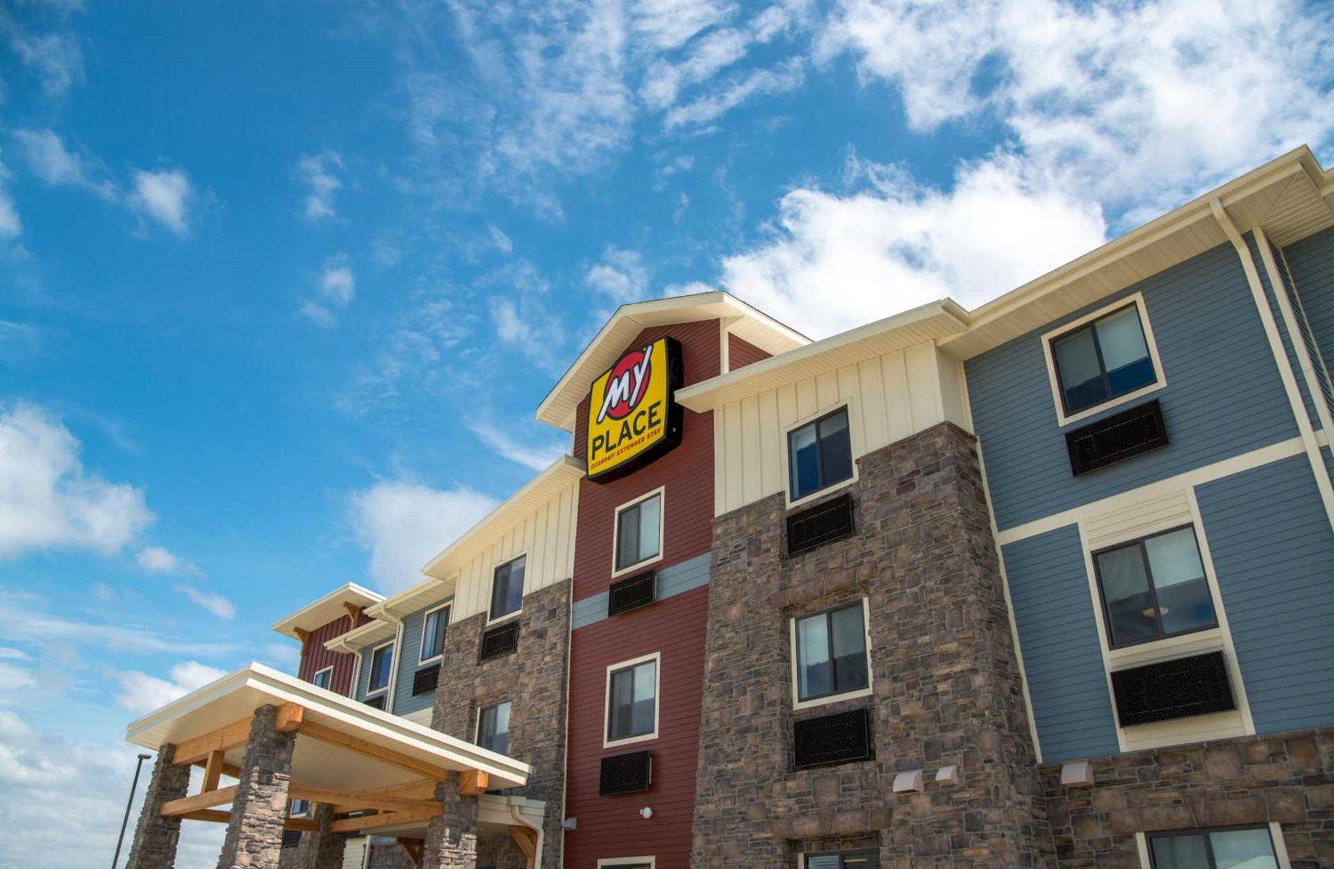 My Place Hotel-Fort Pierre, SD photo 5