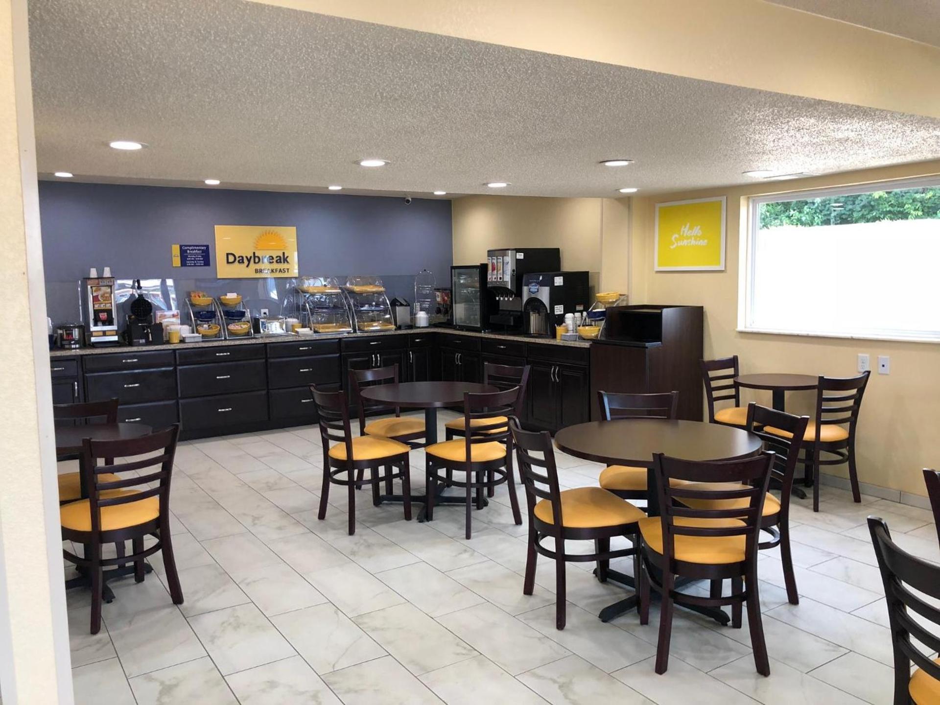 Days Inn by Wyndham Charles Town photo 20