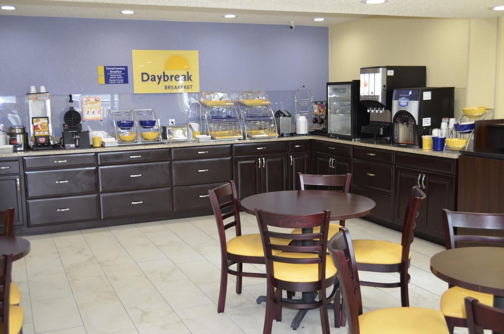 Days Inn by Wyndham Charles Town photo 22