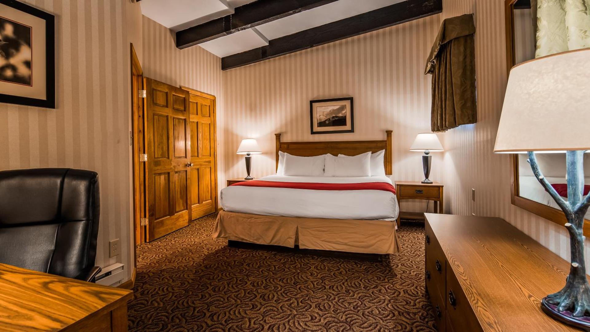 Best Western Adirondack Inn photo 51