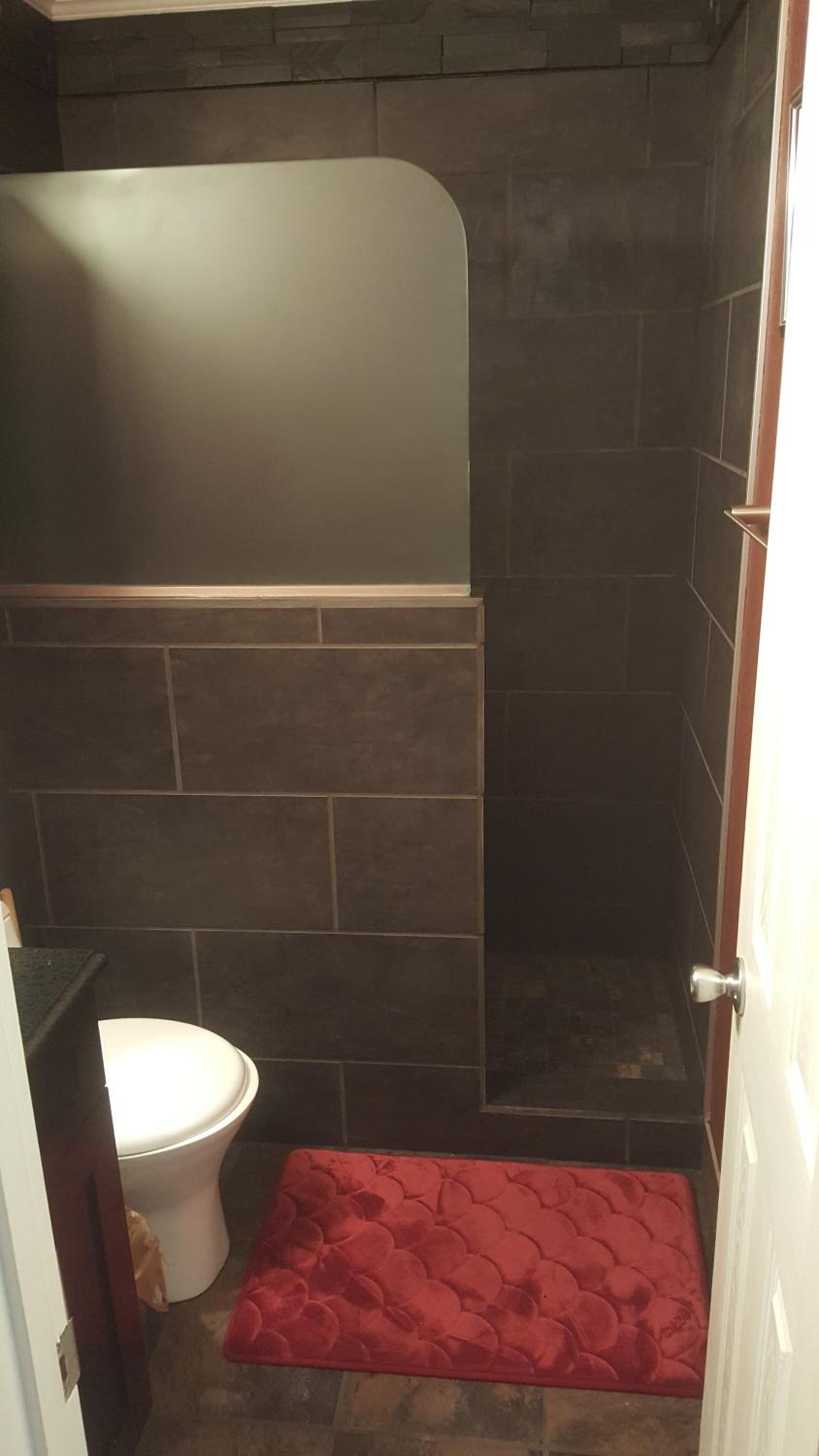Contemporary Paradise w/ Private Bathroom photo 3
