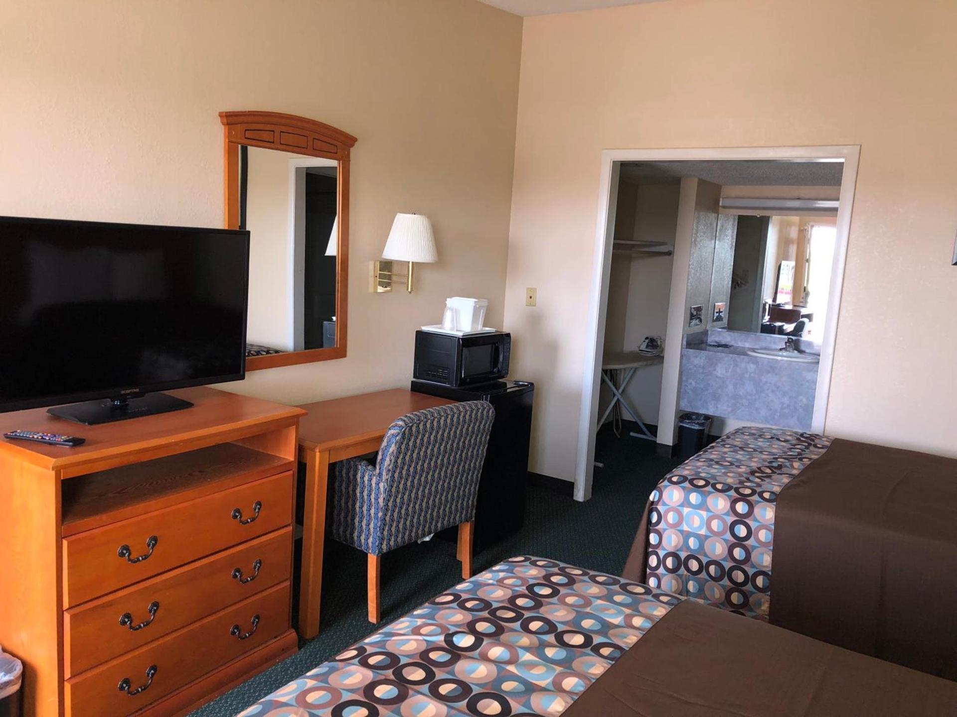 Lone Star Inn photo 24