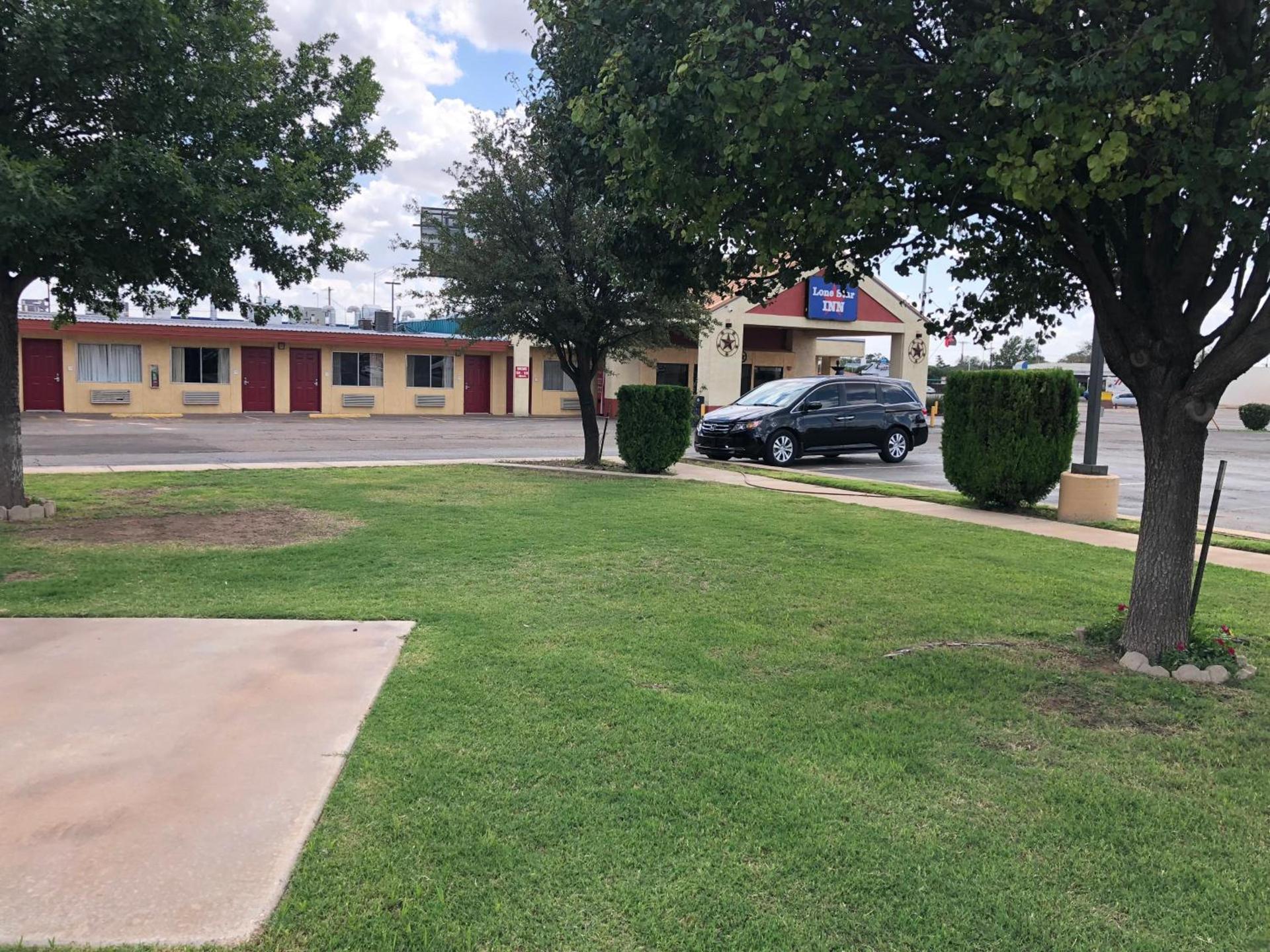 Lone Star Inn photo 12