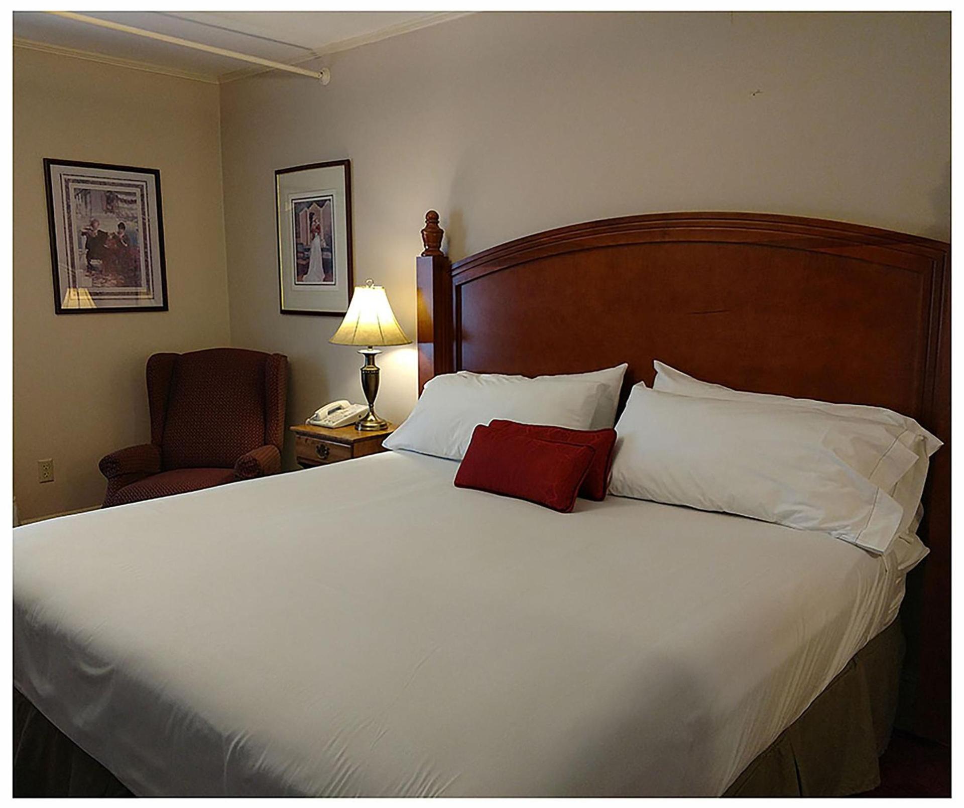 Thayers Inn photo 32